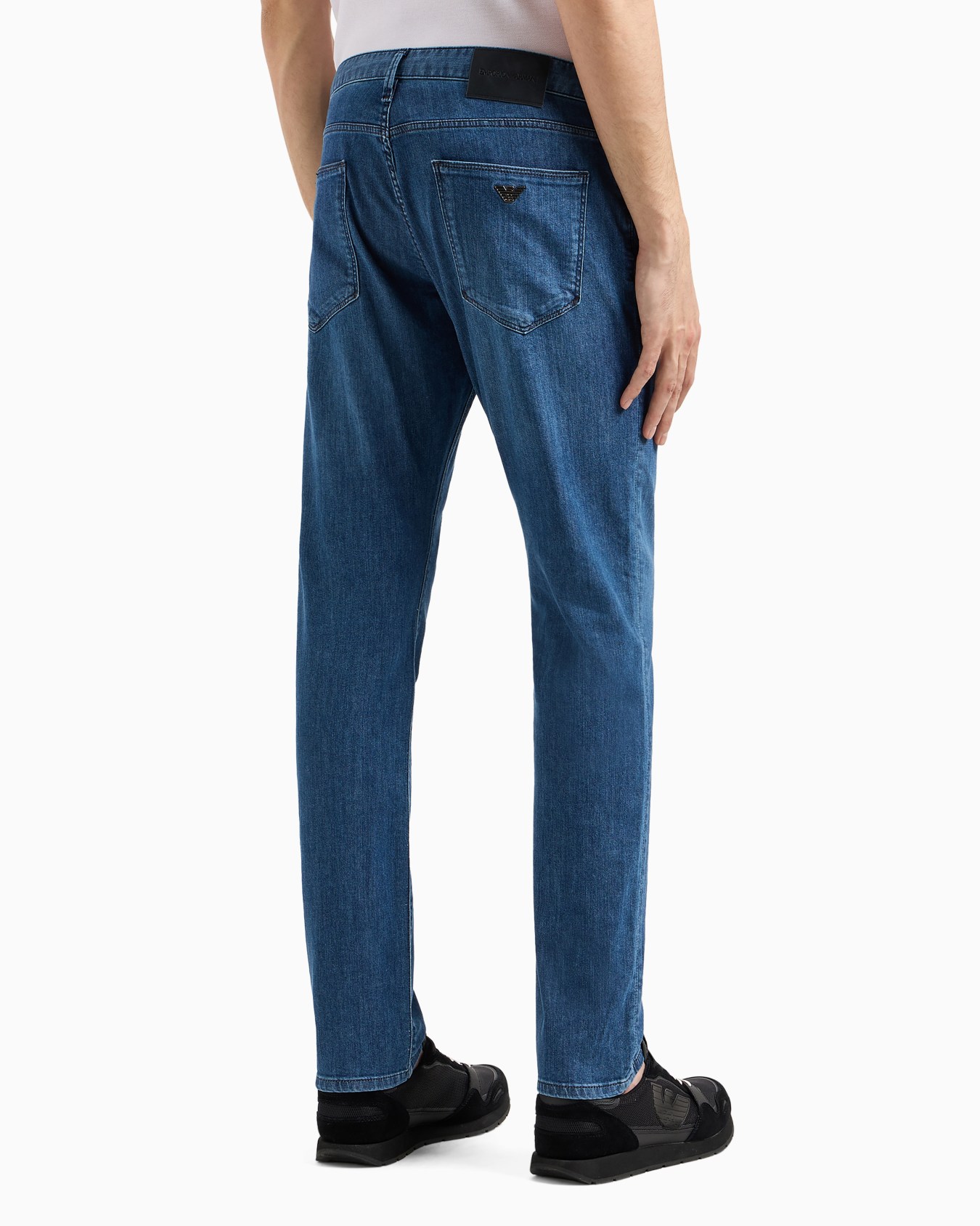 J06 Worn-effect wash, slim-fit, 8 oz denim jeans Slide 2