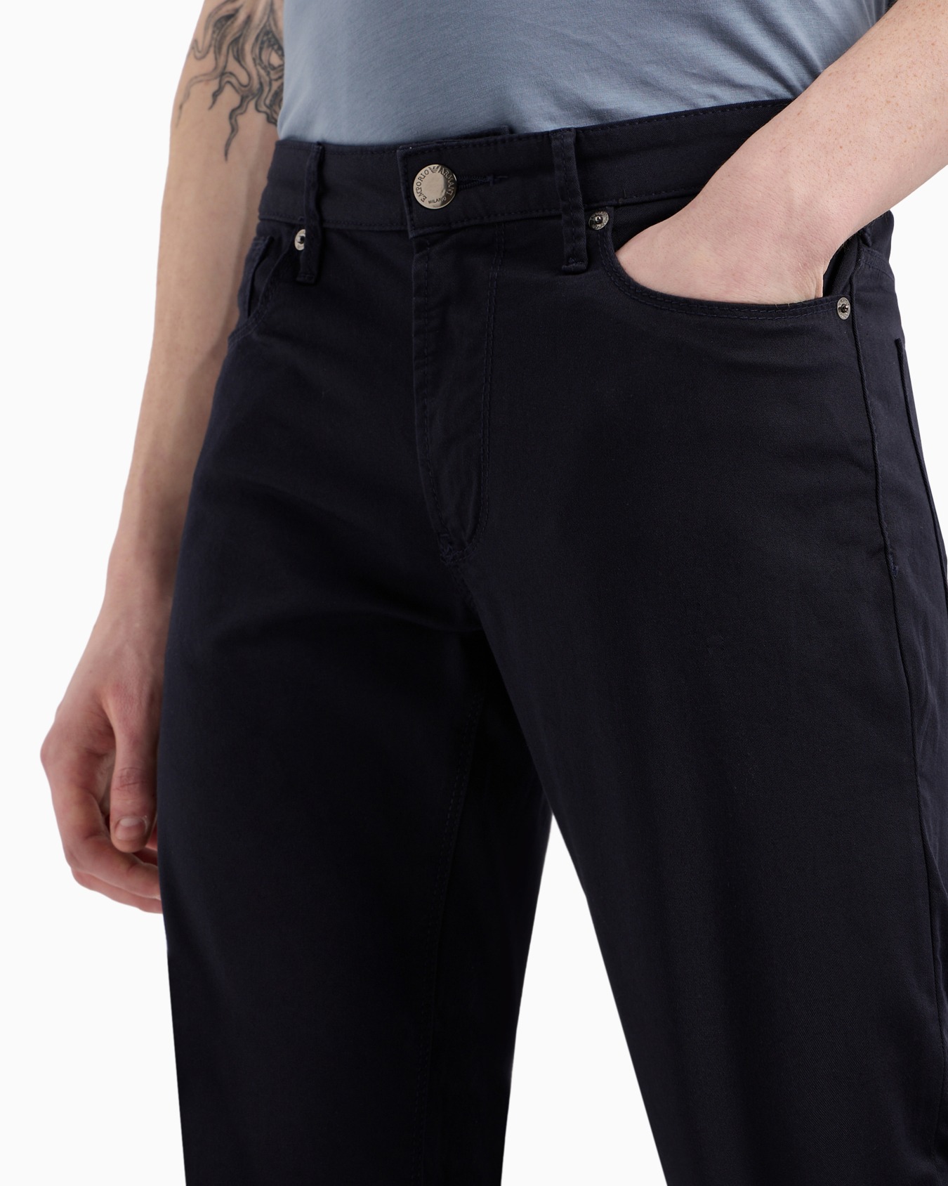 J06 Comfort stretch-gabardine, slim-fit trousers Slide 4