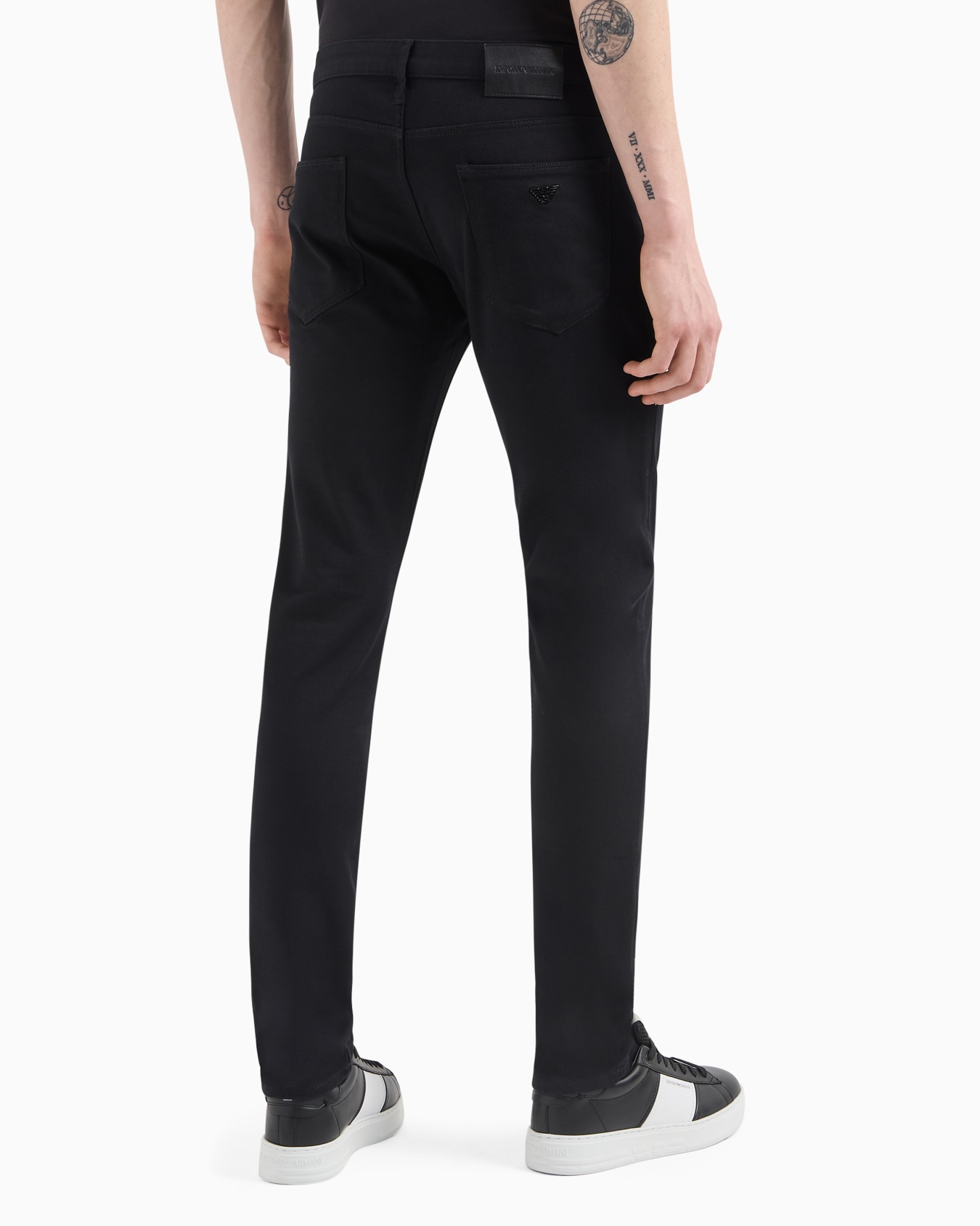 J06 Stretch-twill slim-fit trousers Slide 2