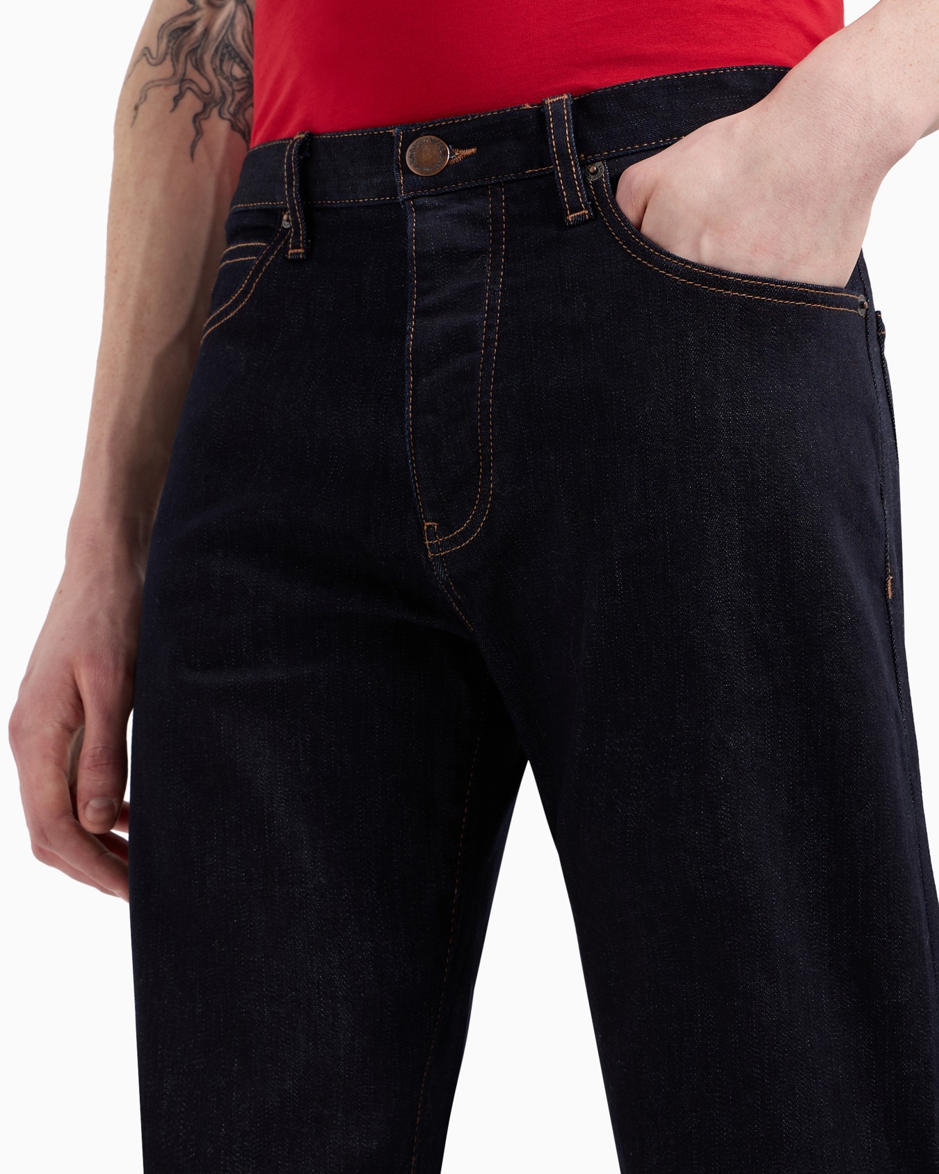 J21 Regular-fit jeans in washed 11.5 oz comfort denim Slide 4