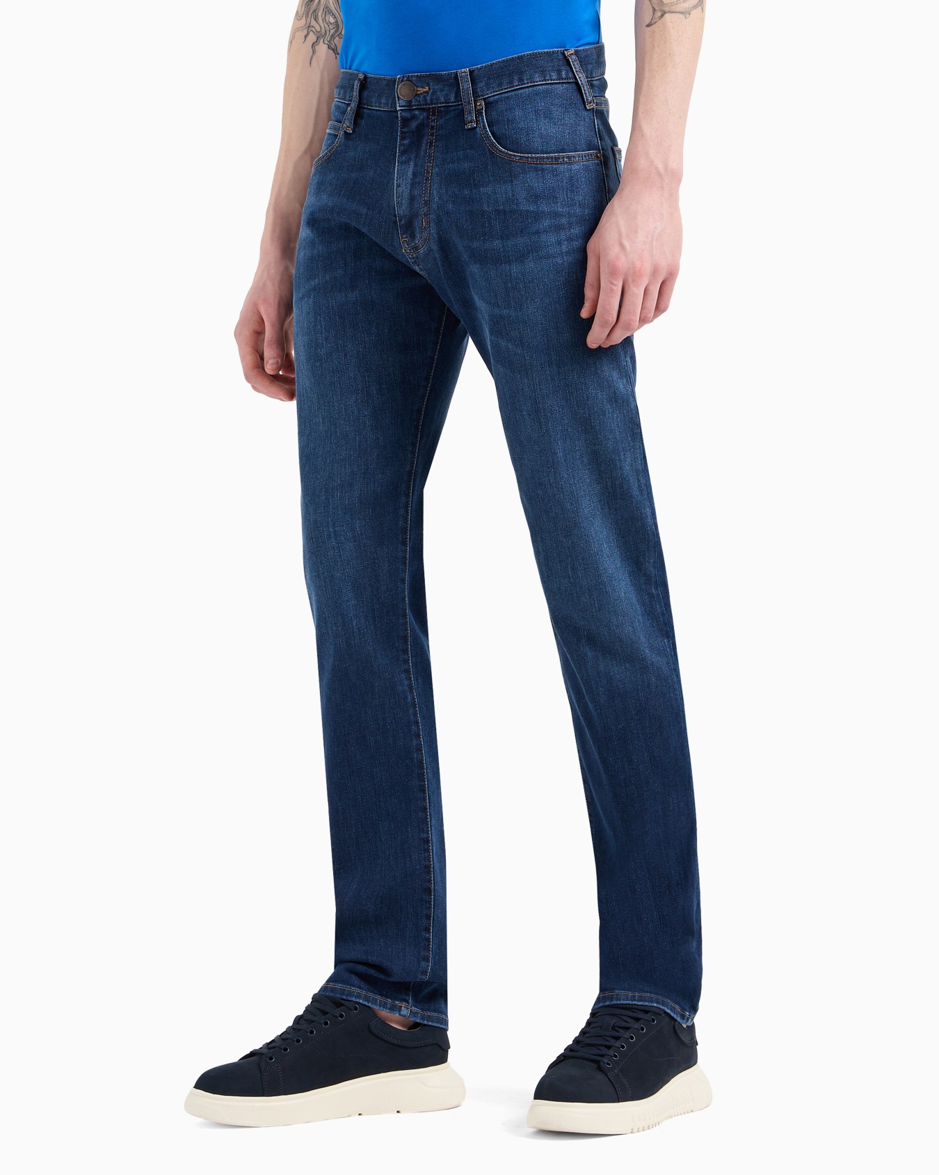 Vaqueros J45 regular fit de cómoda sarga de denim lavado de 11,5 onzas Diapositiva 3