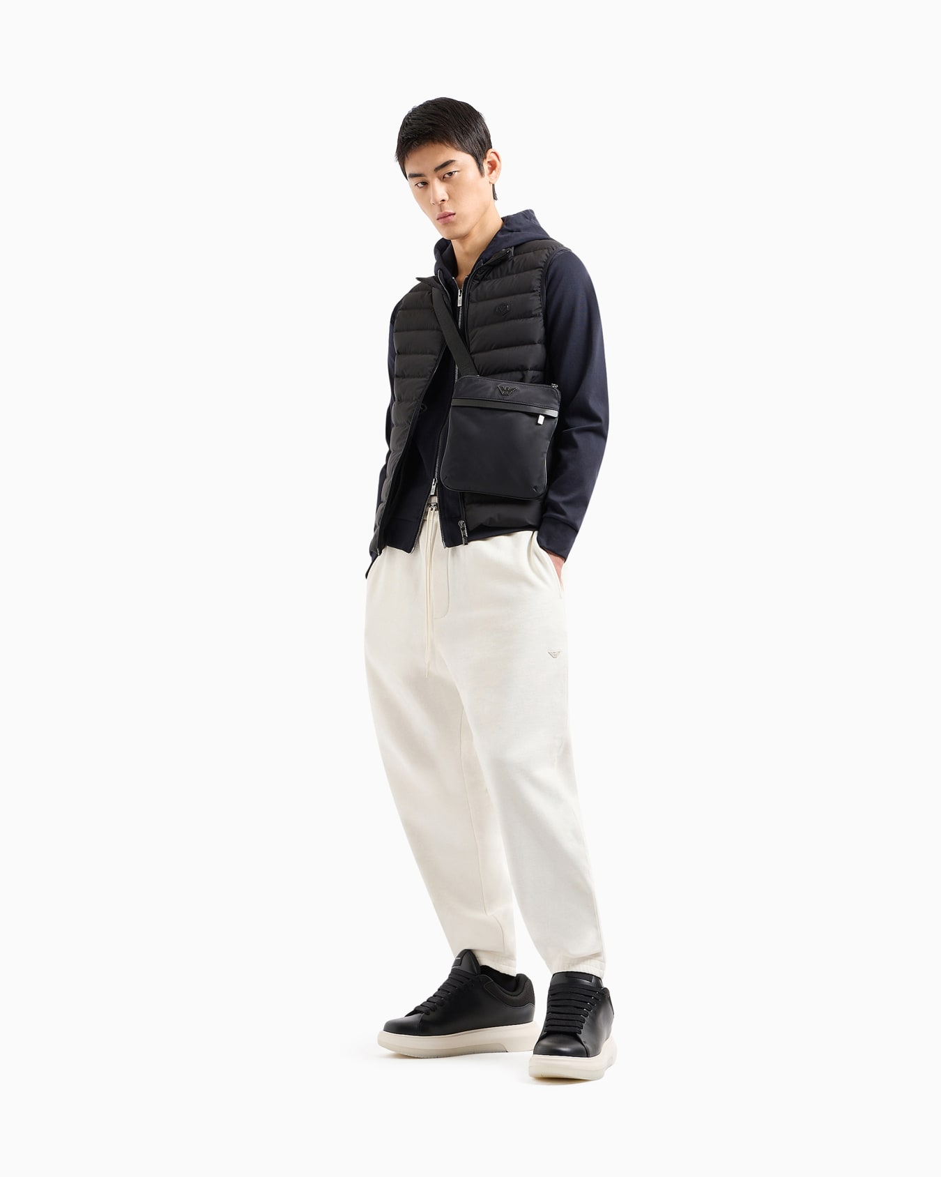 Hooded, zipped, Ponte-di-Roma sweatshirt Slide 1