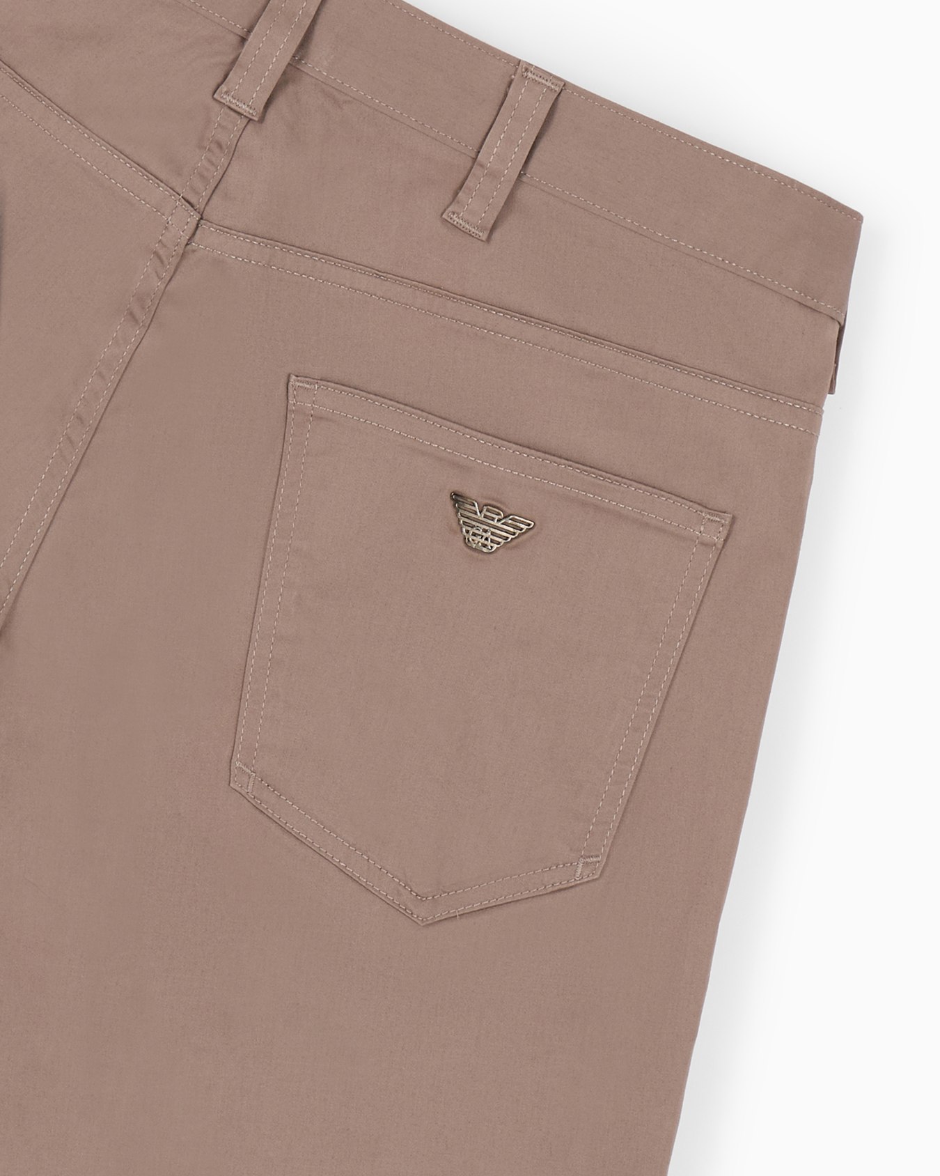 Bermuda en coton confortable brillant à revers Diapositive 6