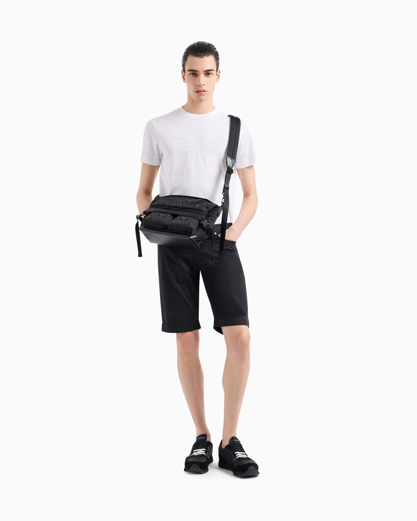 Bermudashorts aus komfortabler glänzender Baumwolle mit Umschlag Folie 2