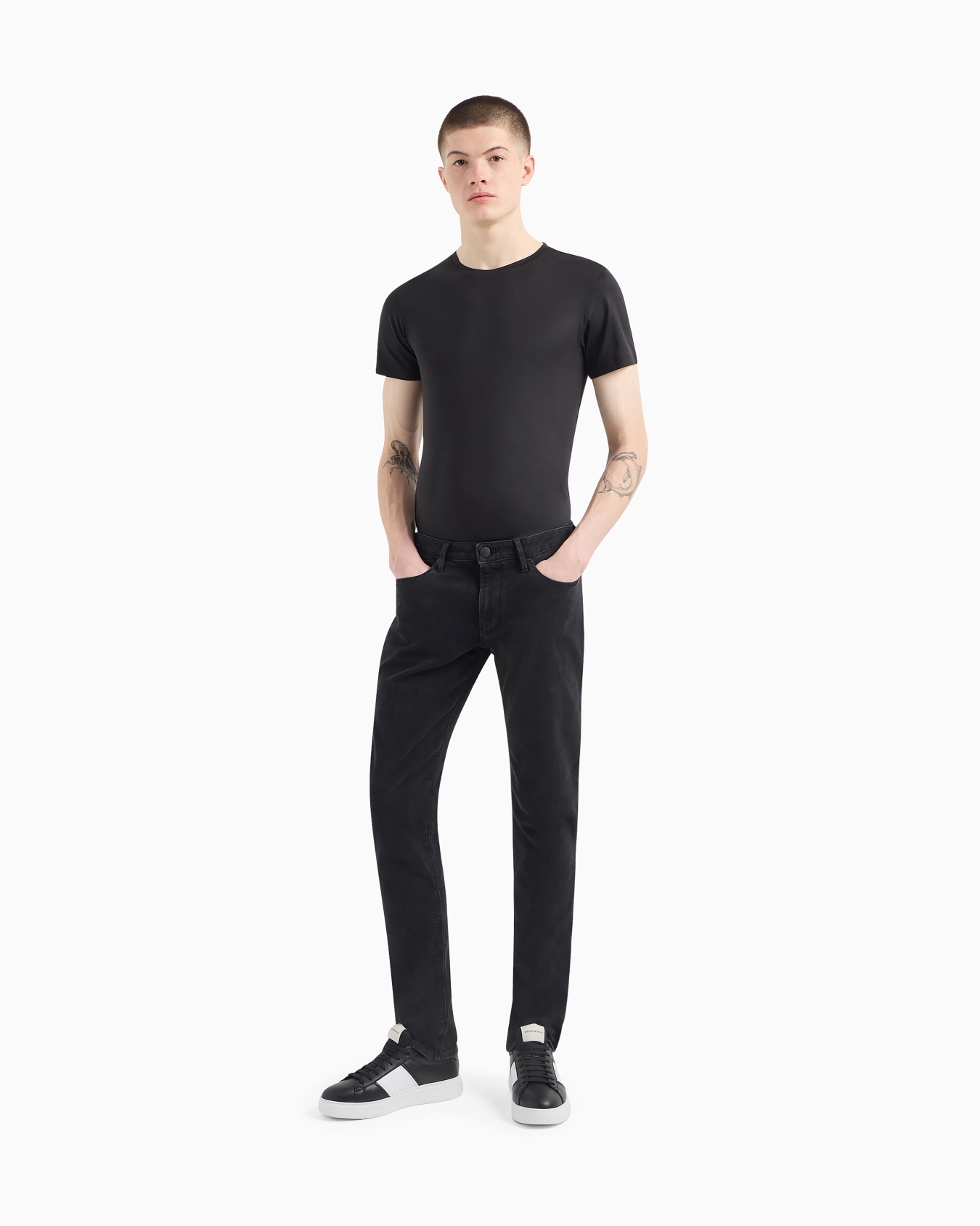 T-shirt in misto seta e cotone Slide 1