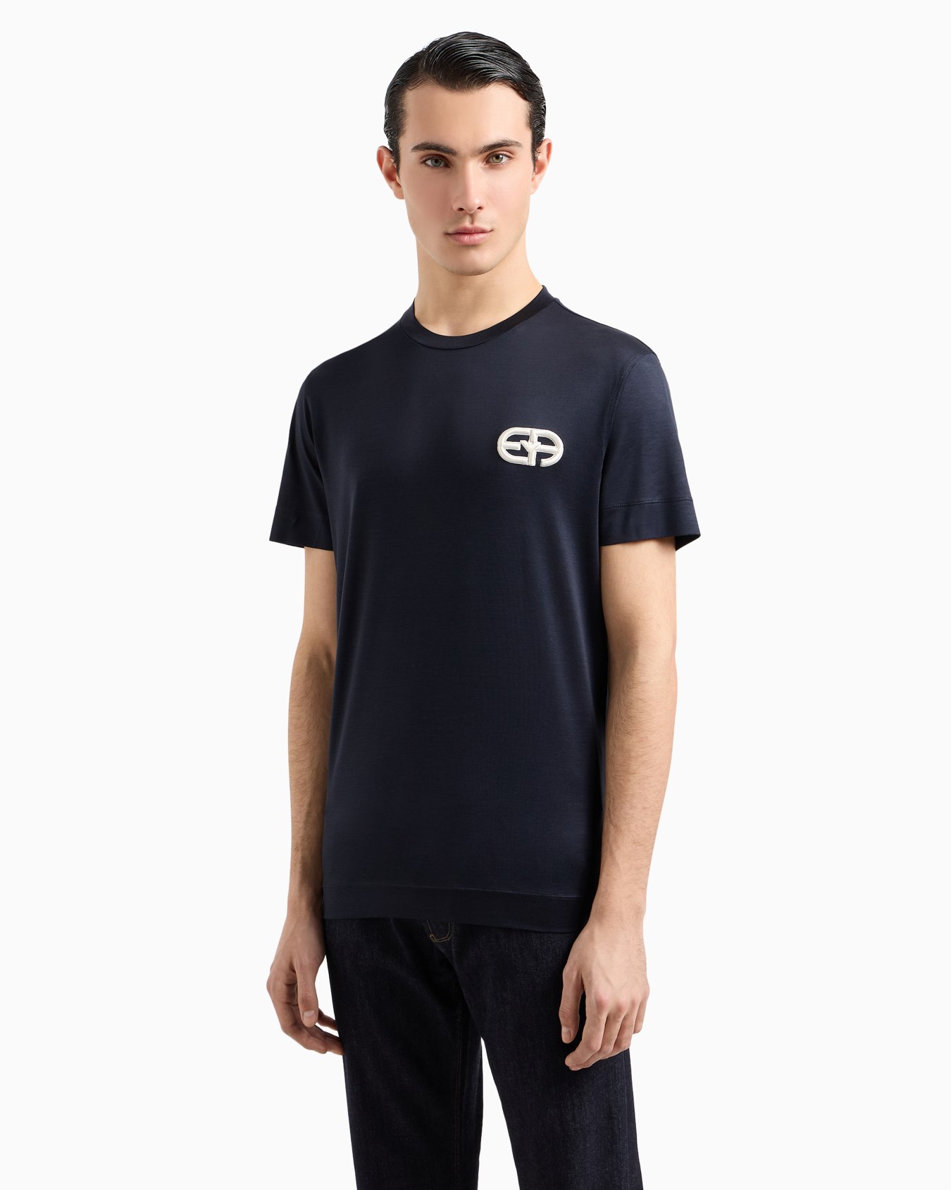 T-shirt en jersey mélange lyocell avec broderie du logo EA en relief  Diapositive 3