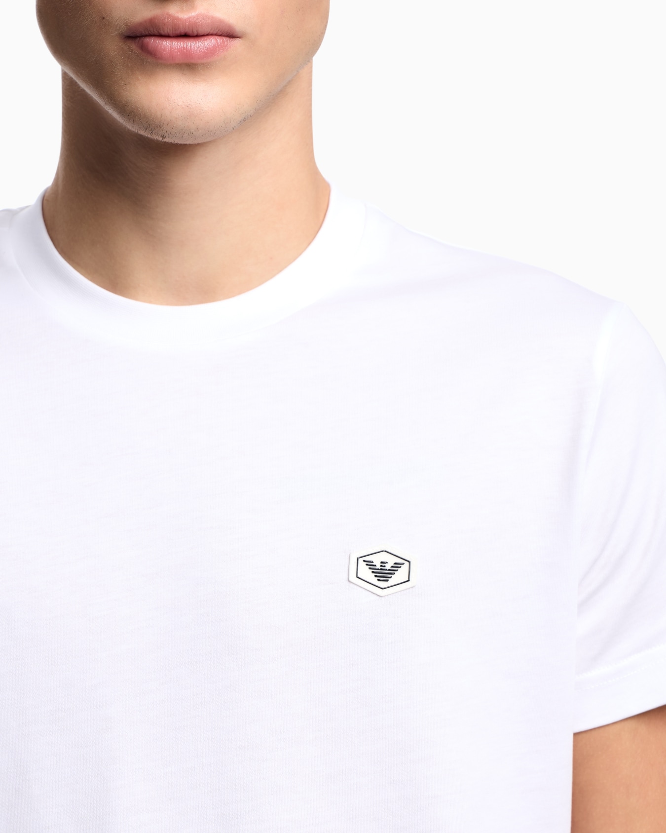 Supima jersey T-shirt with micro logo patch Slide 4