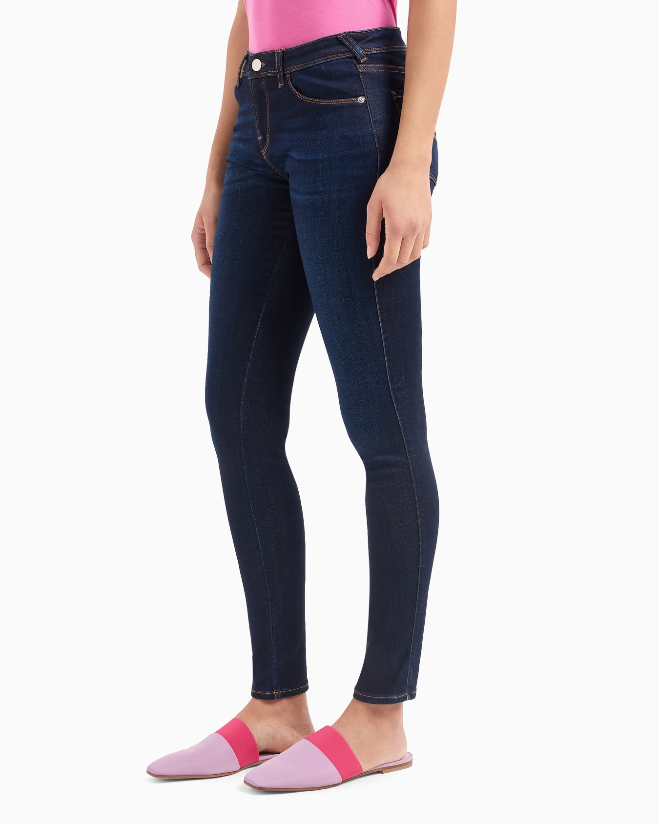 Jean J28 coupe skinny en denim stretch avec mélange de viscose Diapositive 3