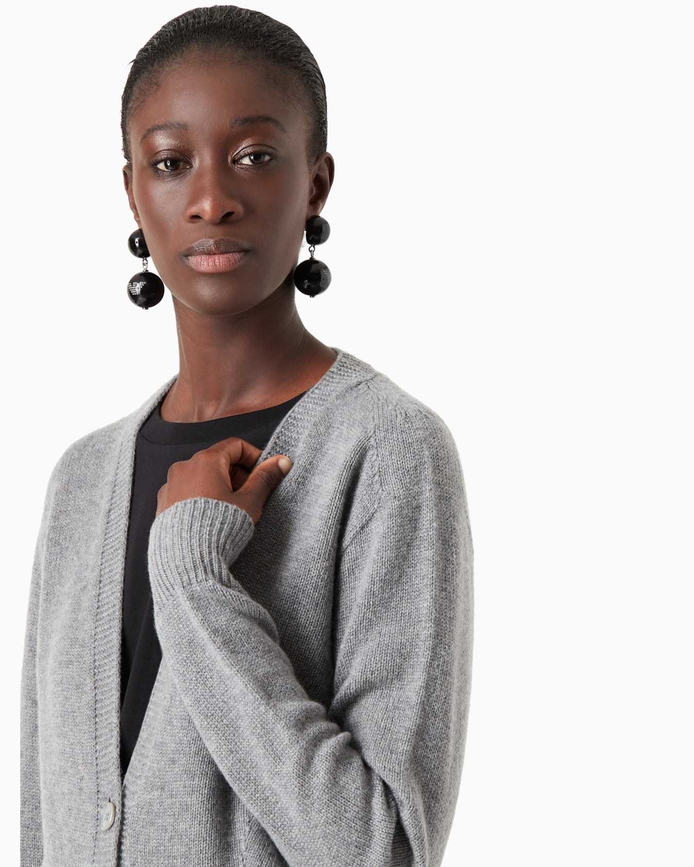 Pure cashmere cardigan with plunging V-neck Slide 5
