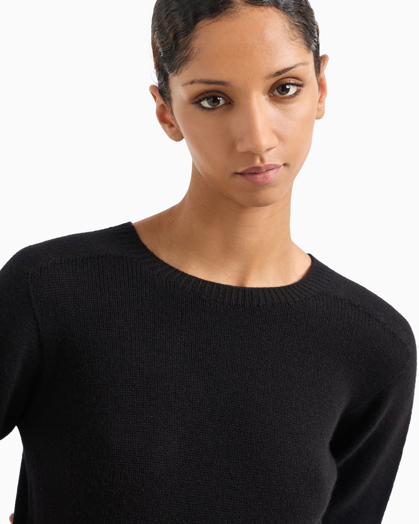 Pure cashmere crew-neck jumper Slide 4