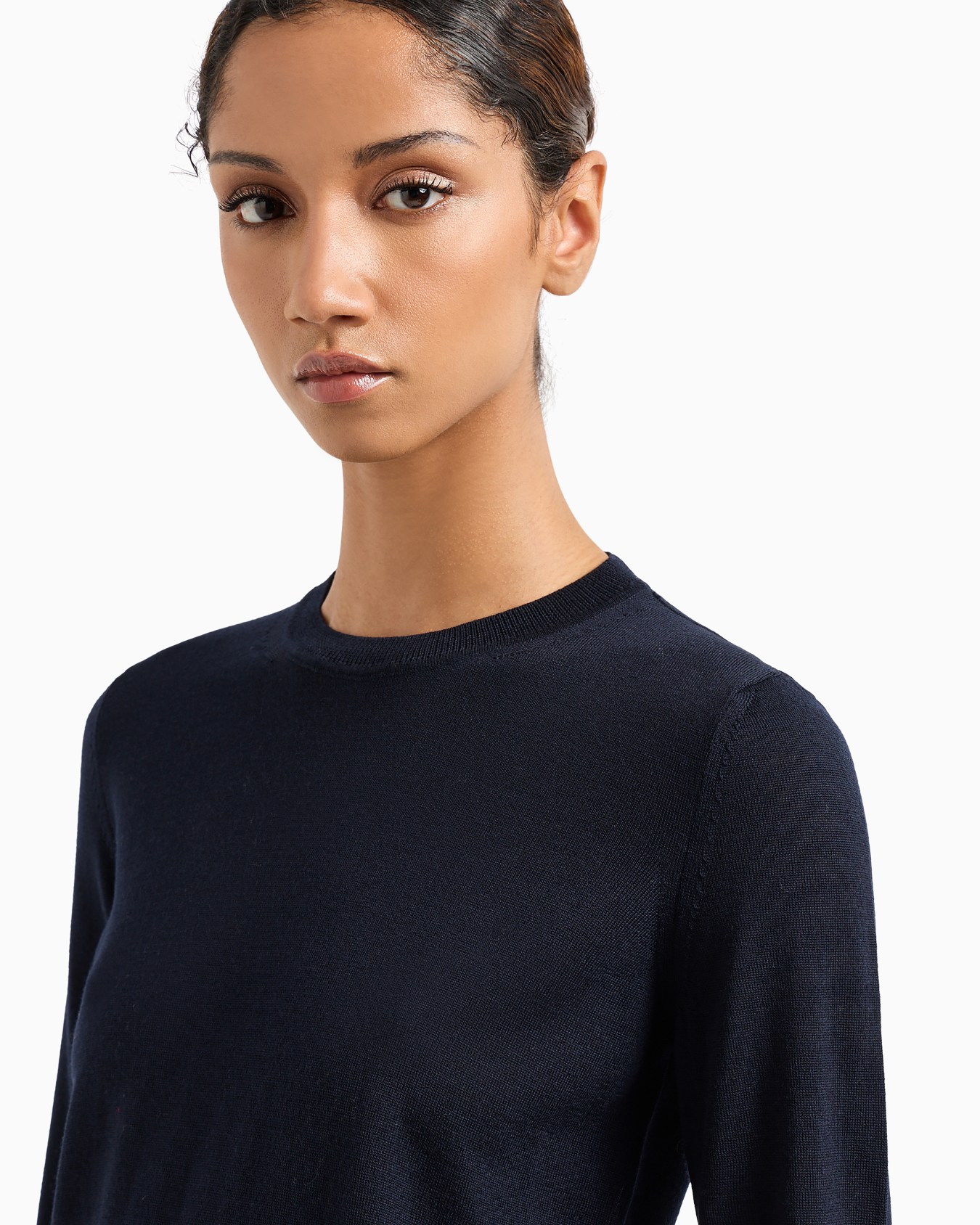 Crew-neck jumper in pure virgin wool Slide 4