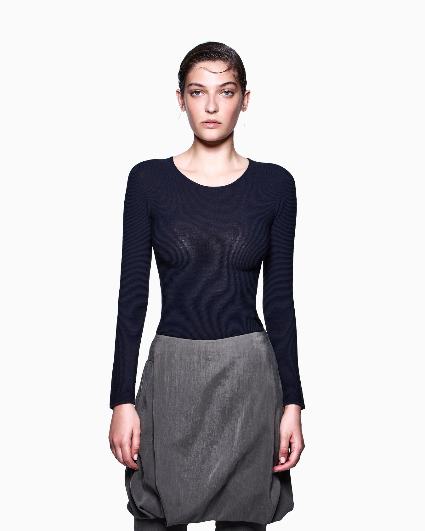 Links-stitch viscose long-sleeved jumper Slide 3