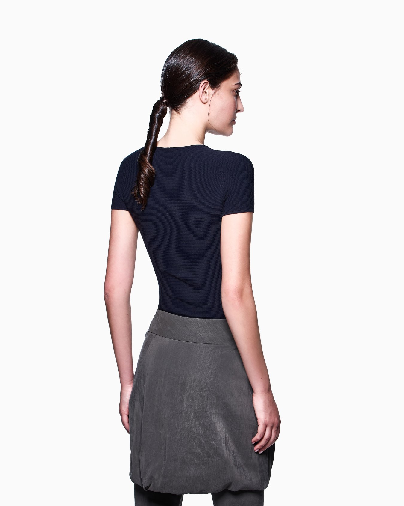 Links-stitch viscose short-sleeved jumper Slide 2