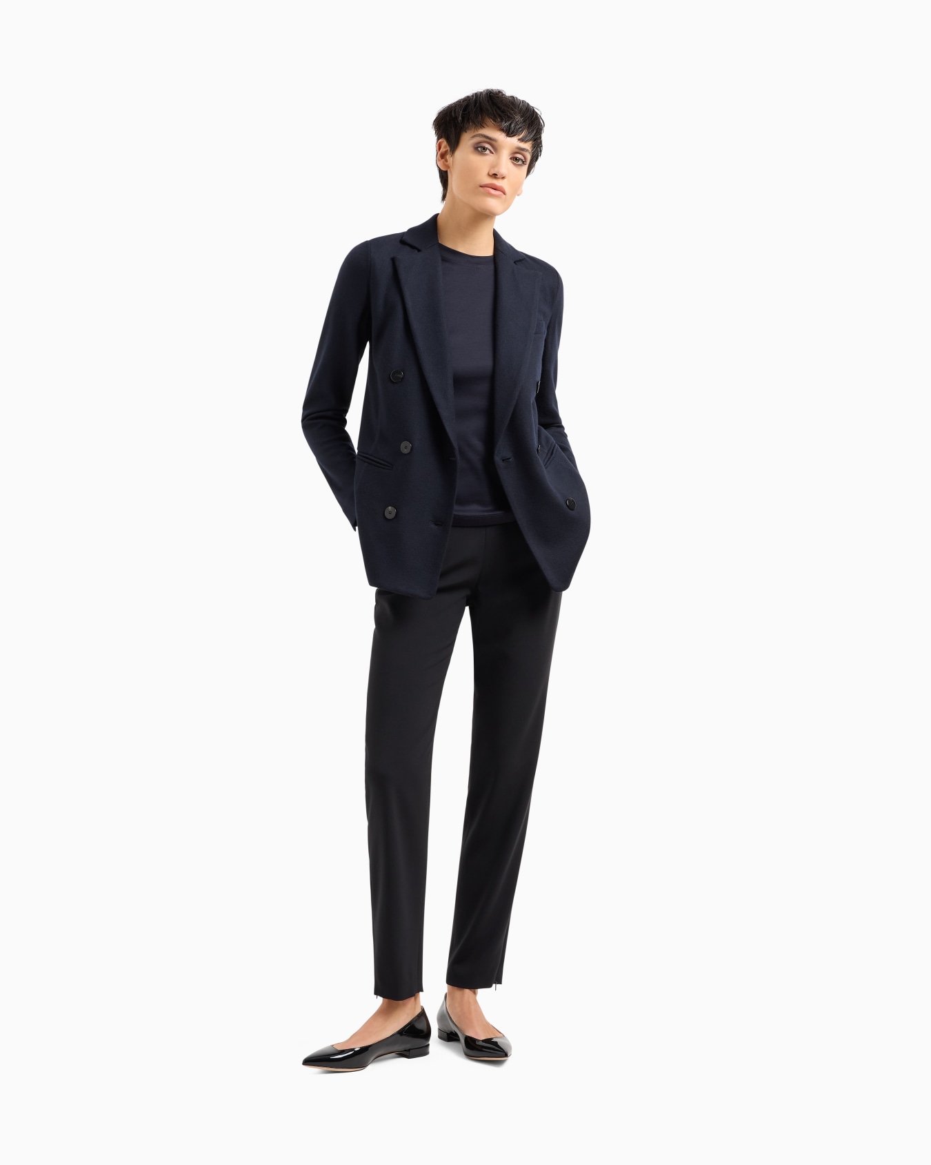 Short-sleeved crew-neck jumper in pure cashmere Slide 1