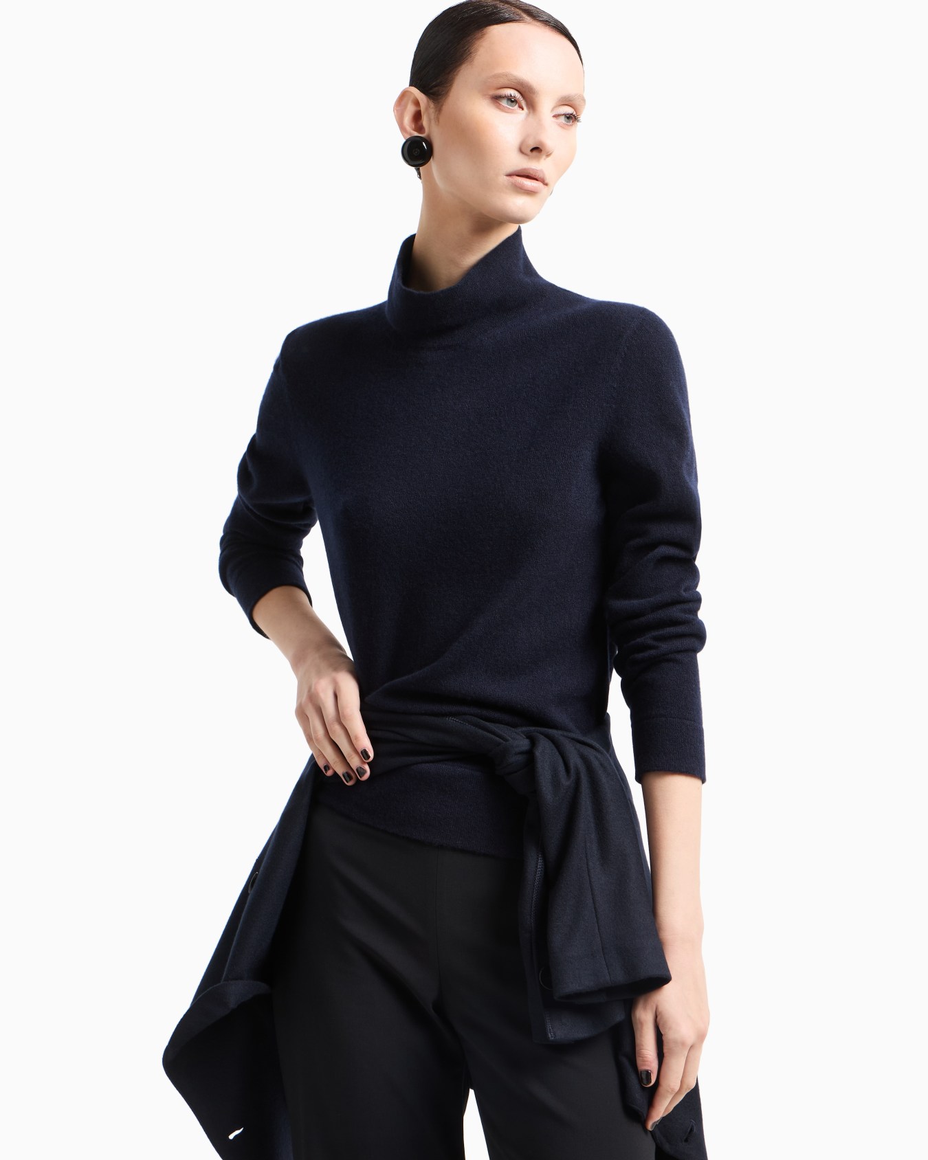 Pure cashmere cowl-neck jumper Slide 5