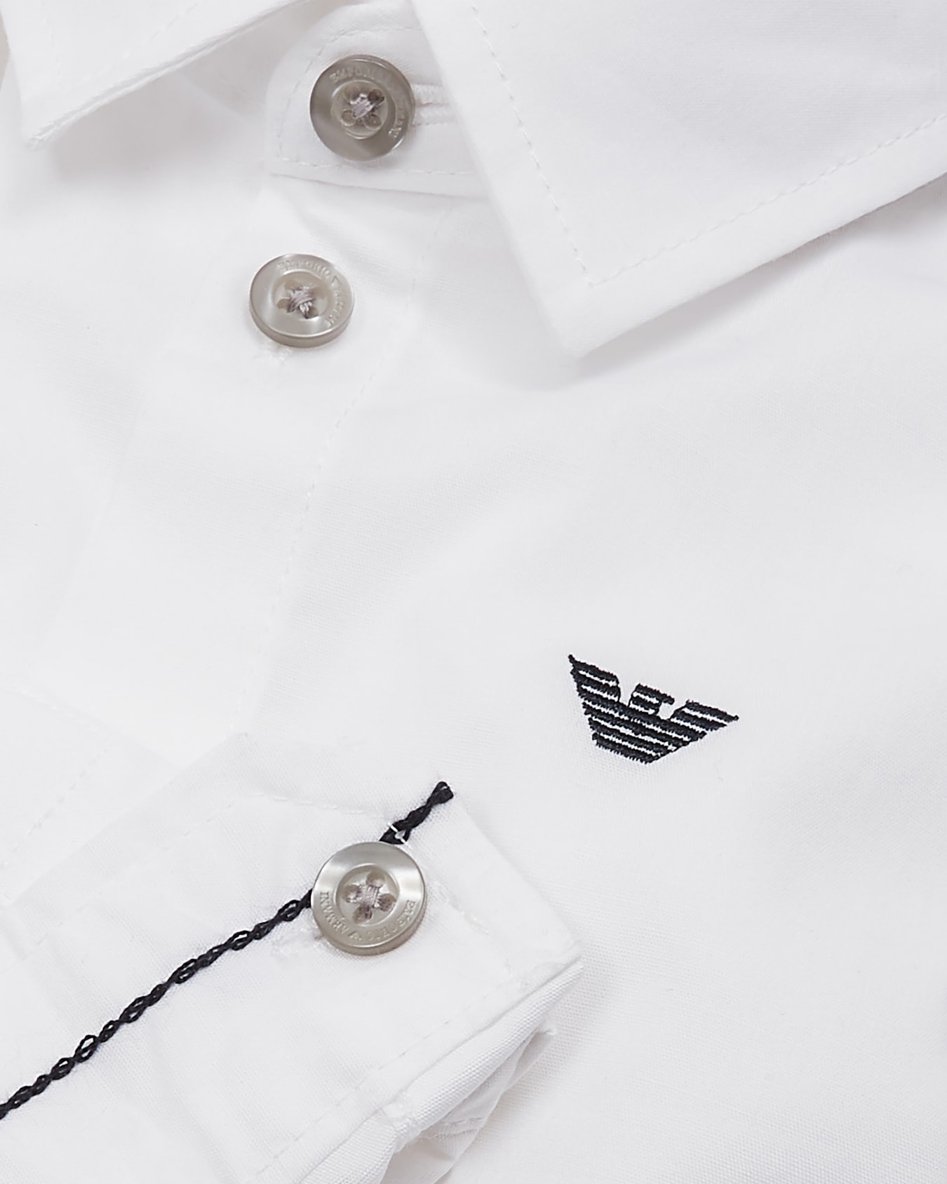 Stretch cotton shirt with eagle embroidery Slide 3