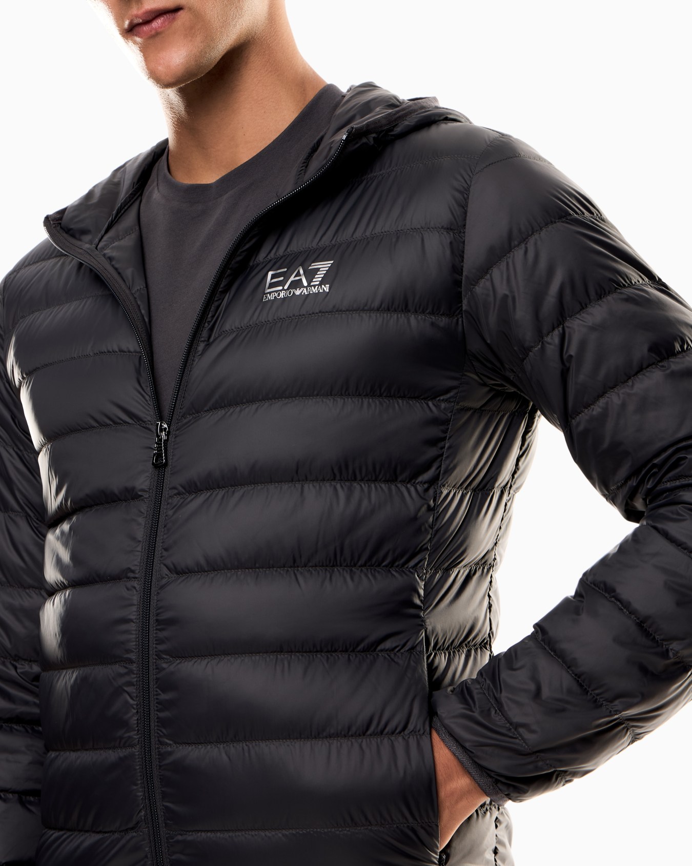 Core Identity packable down jacket with hood Slide 4