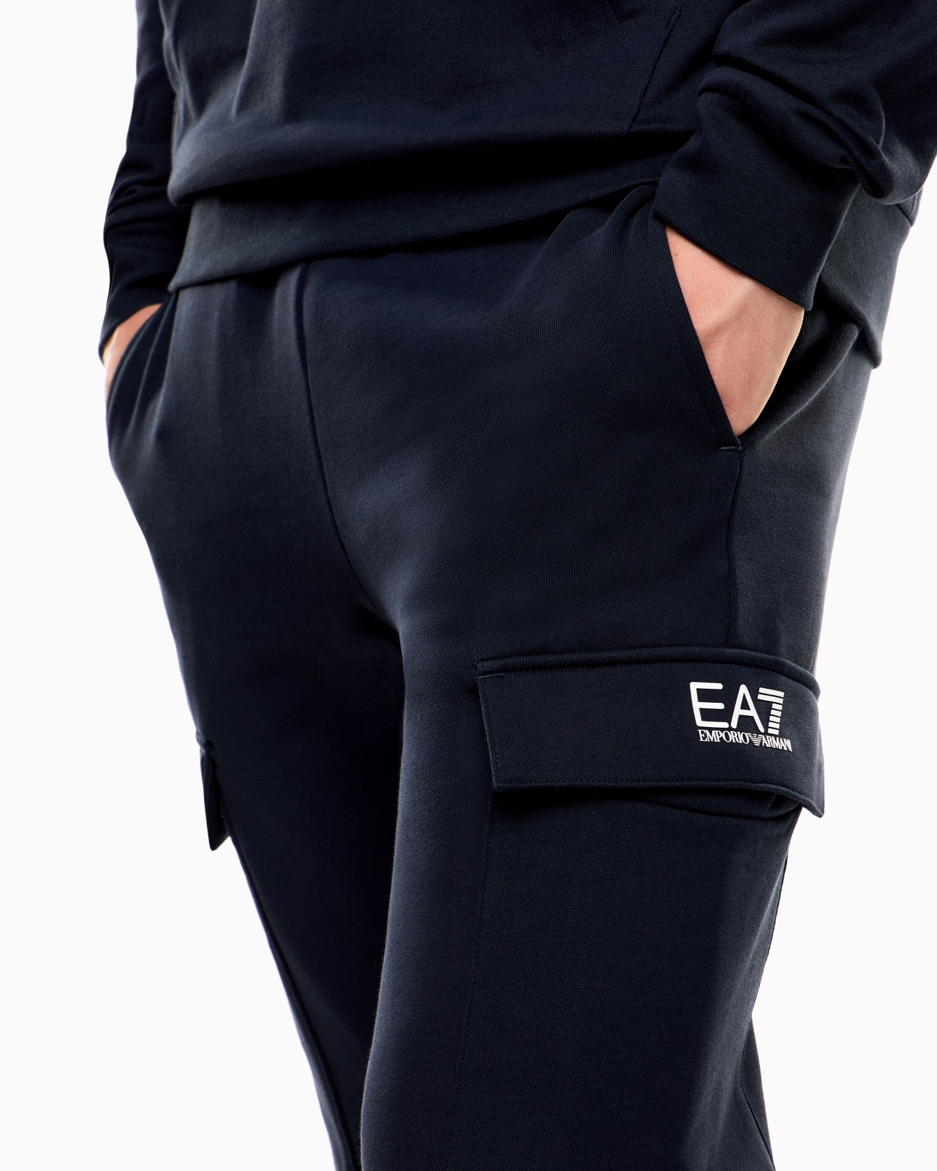 Core Identity cotton-blend cargo trousers Slide 4