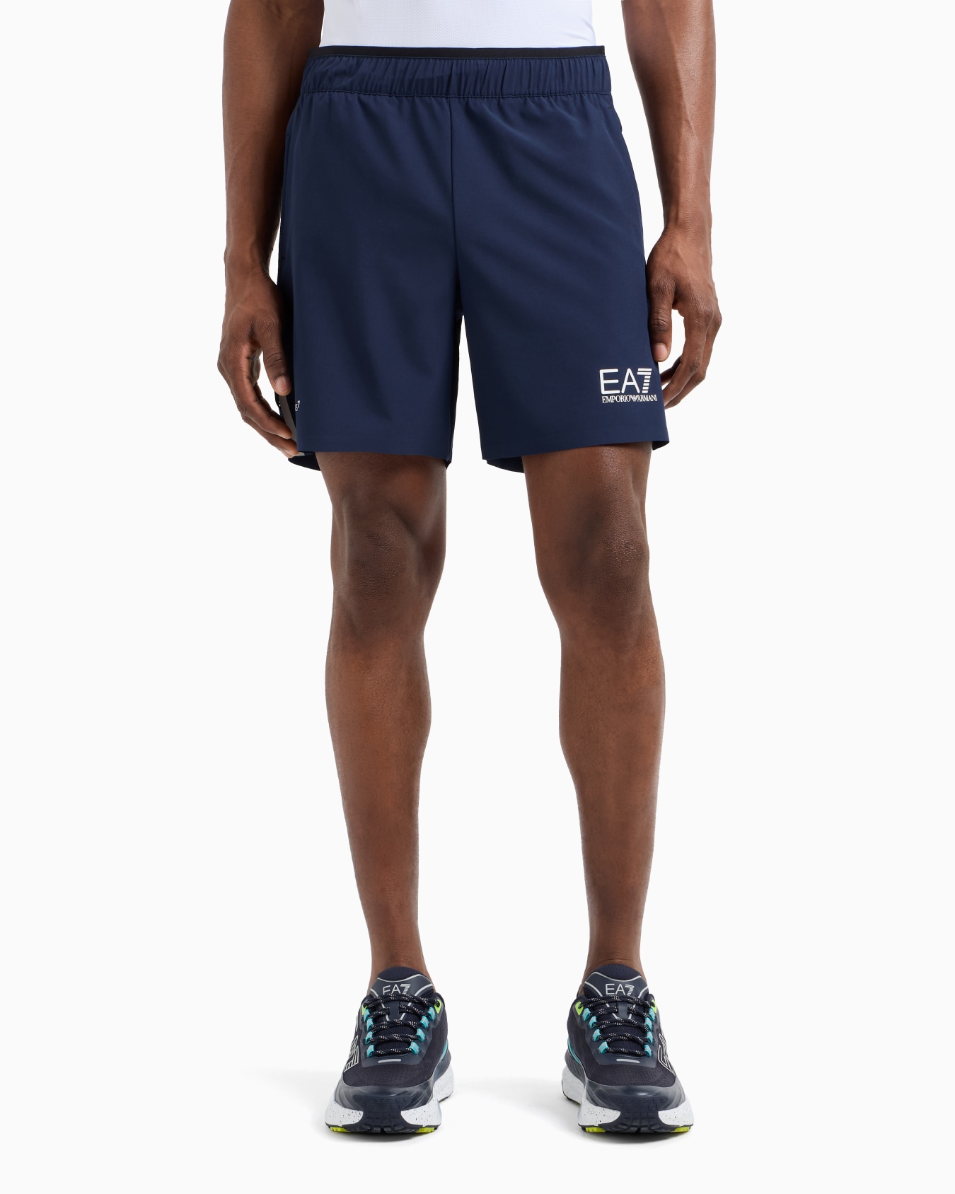 Tennis Pro shorts in VENTUS7 technical fabric Slide 3
