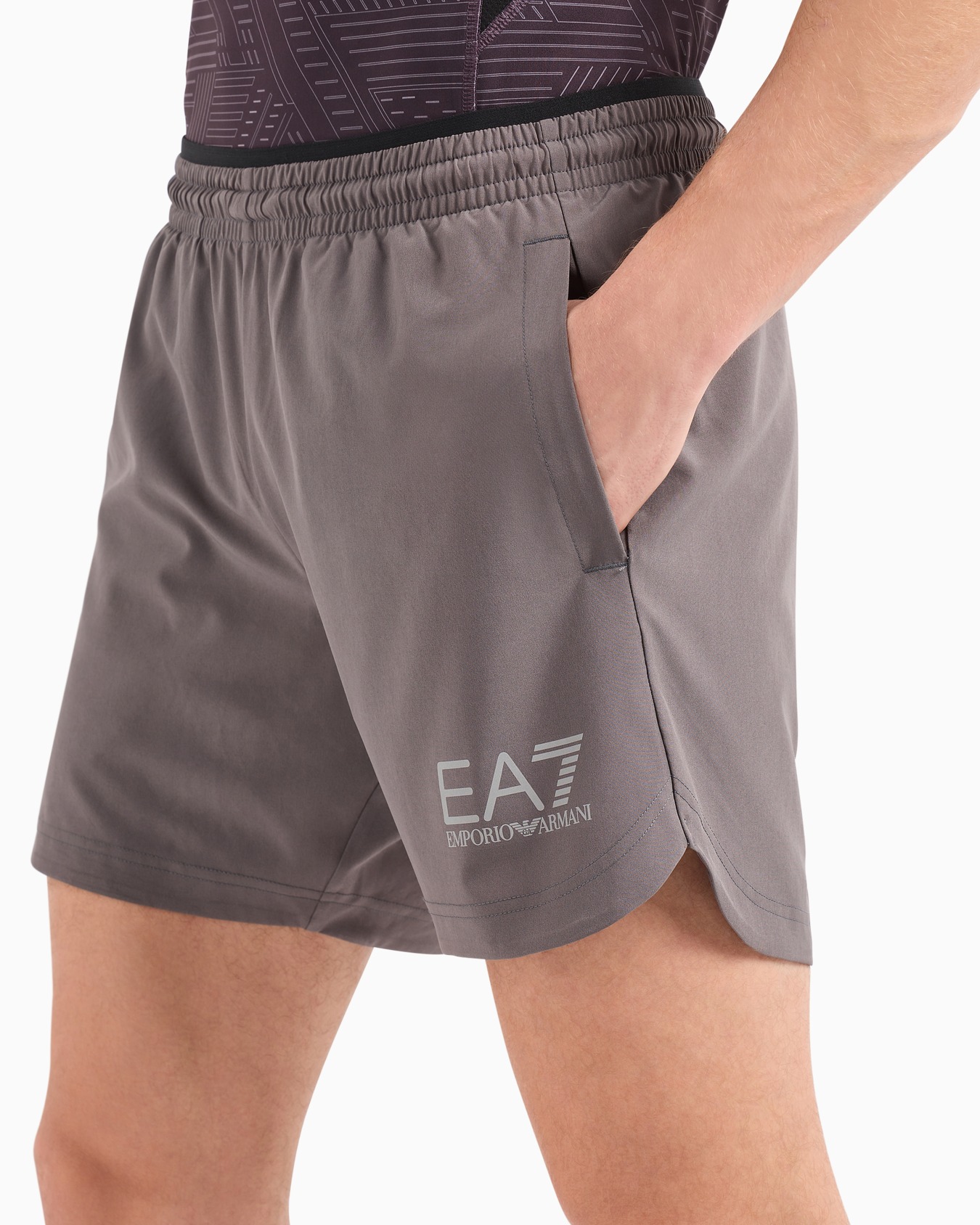 Dynamic Athlete shorts in VIGOR7 technical fabric Slide 4