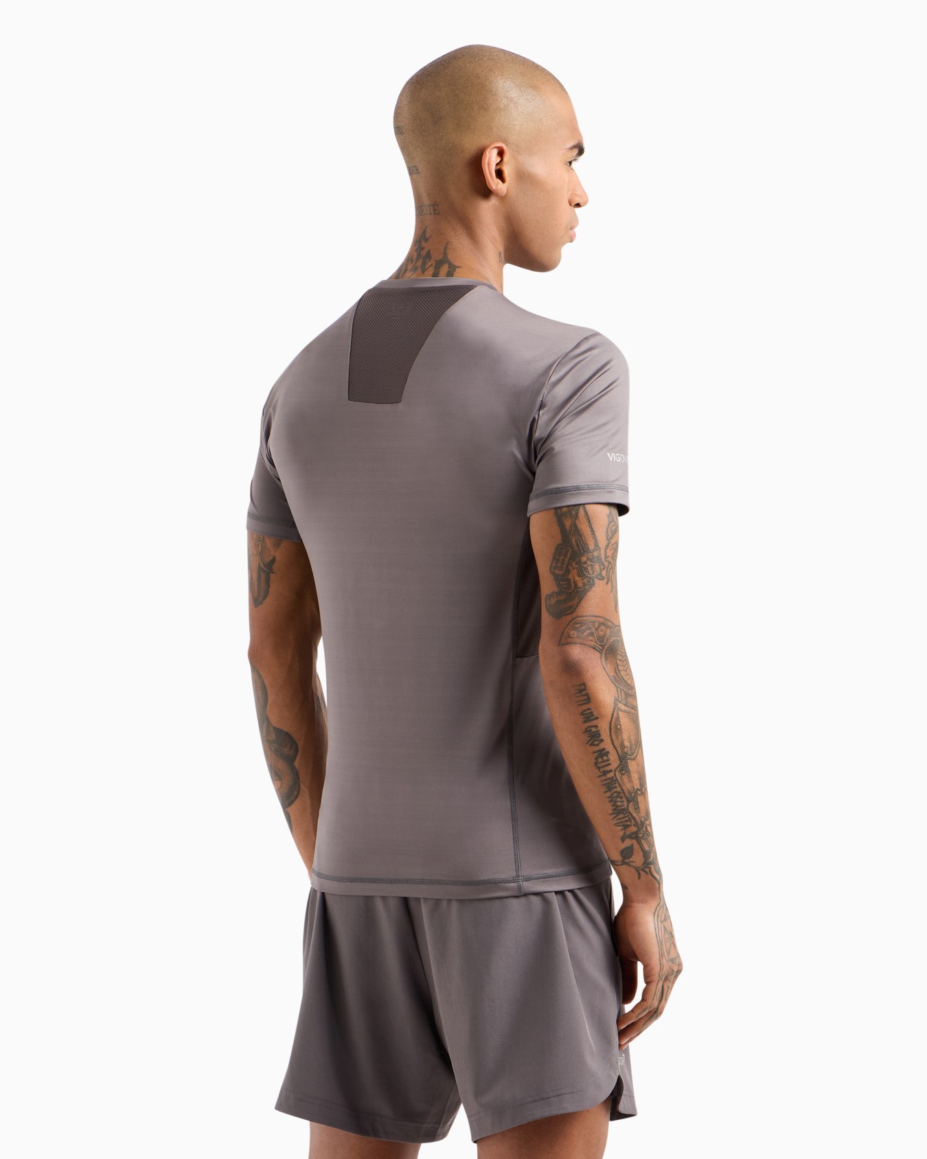 Dynamic Athlete crew-neck T-shirt in VIGOR7 technical fabric Slide 2