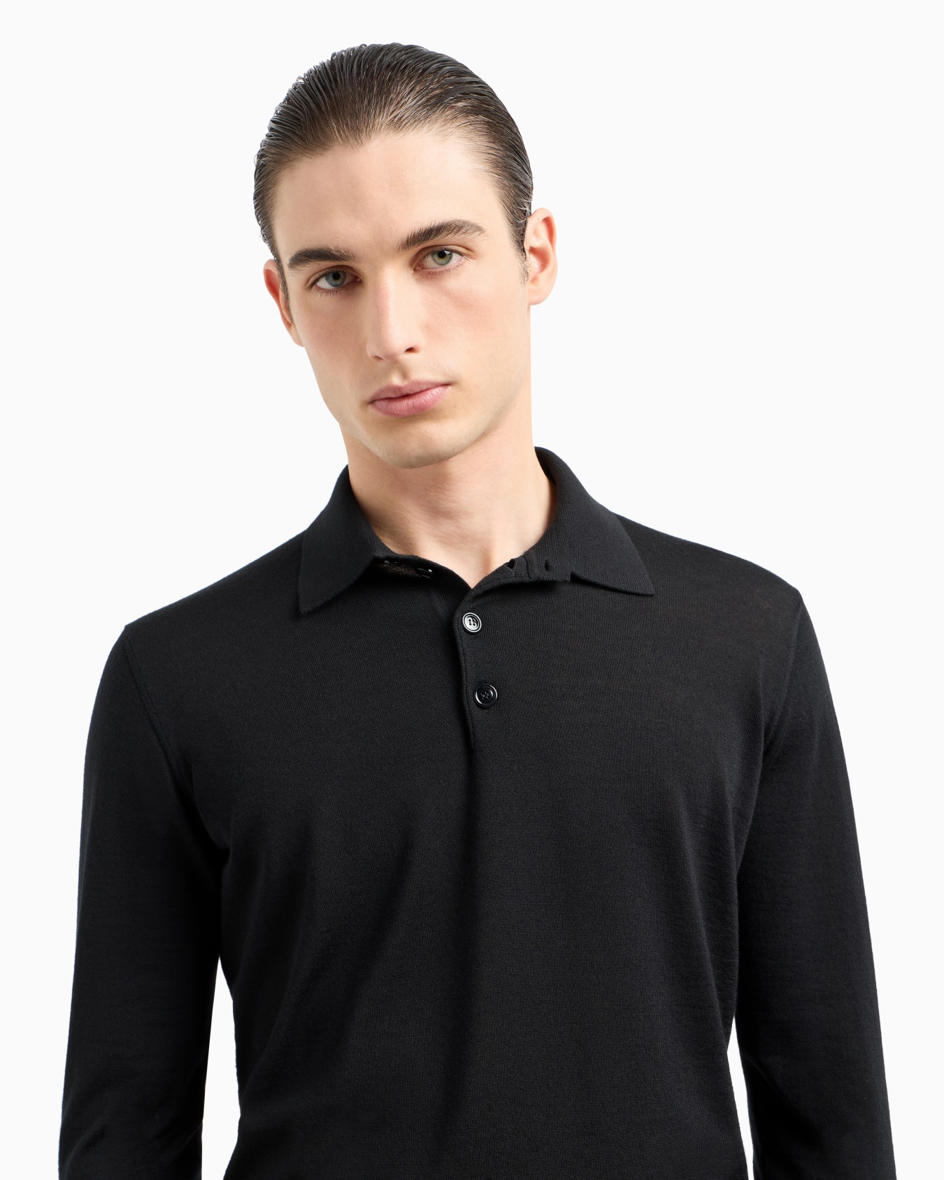 Long-sleeved polo shirt in virgin wool Slide 4