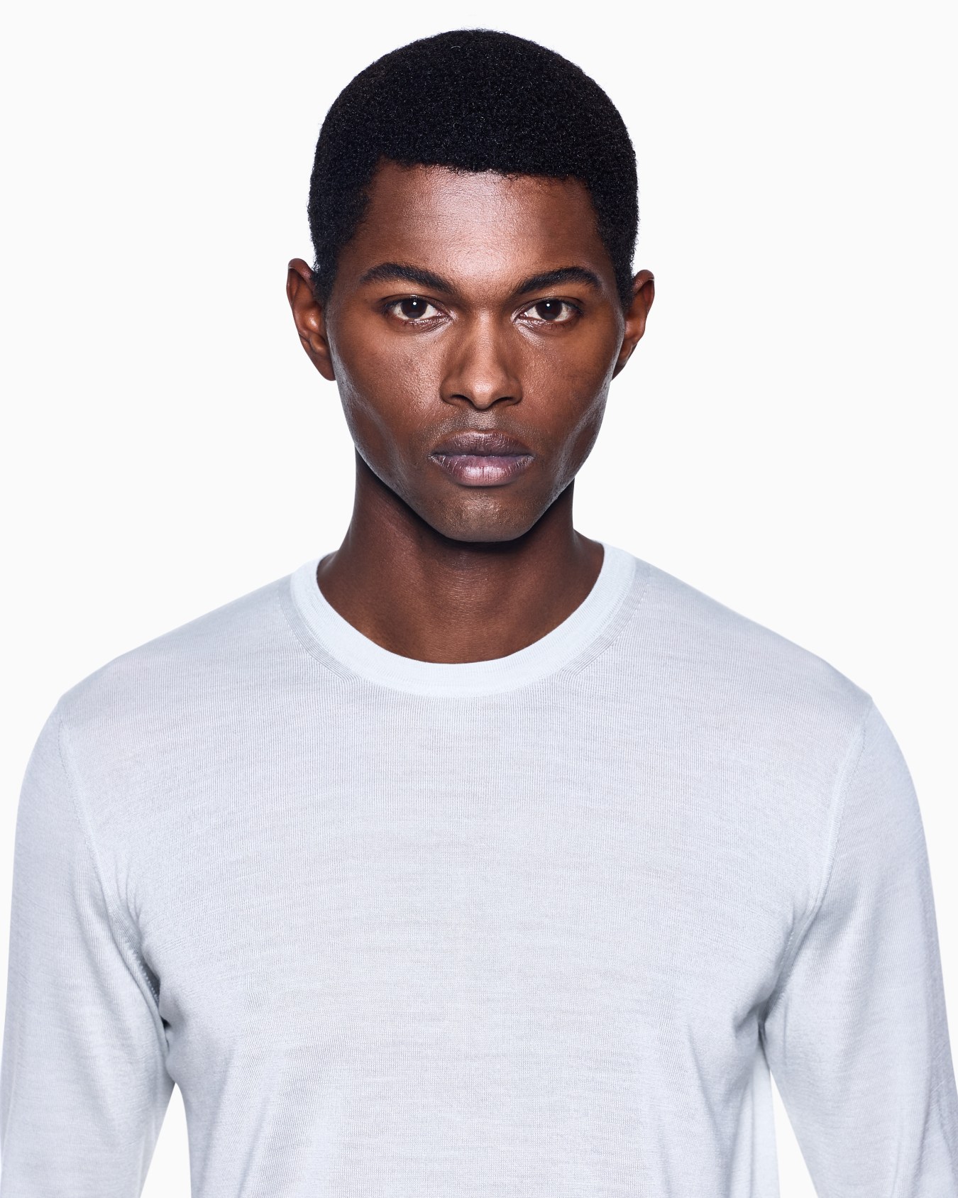 Virgin-wool, crew-neck jumper Slide 4