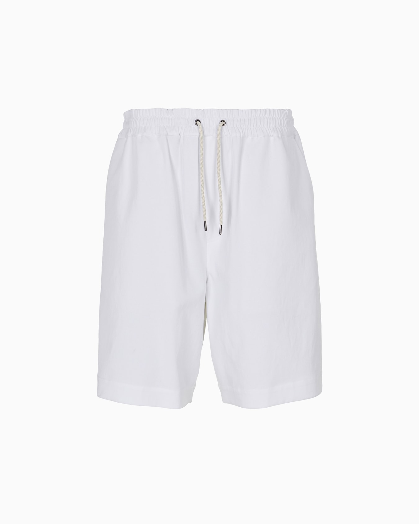 Flat front bermuda shorts made of lyocell canvas and cotton Slide 0