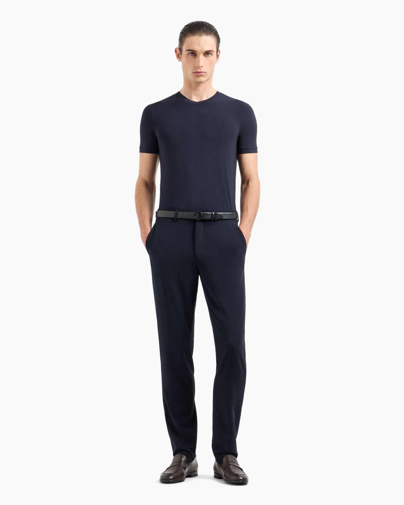 T-shirt con scollo a V Icon in jersey di viscosa stretch Slide 3