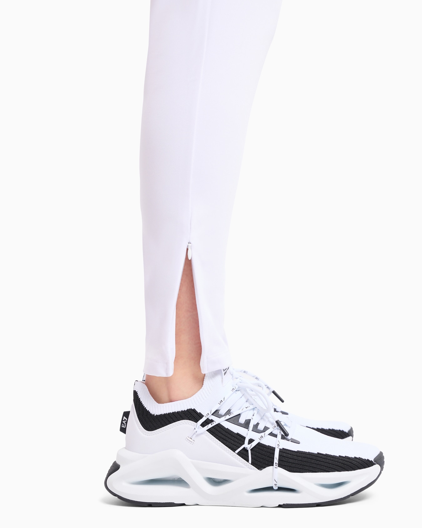 Tennis Pro tracksuit in VENTUS7 technical fabric Slide 5