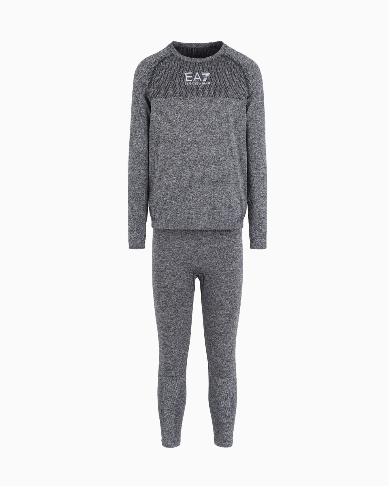 Technical ski underwear set Slide 0