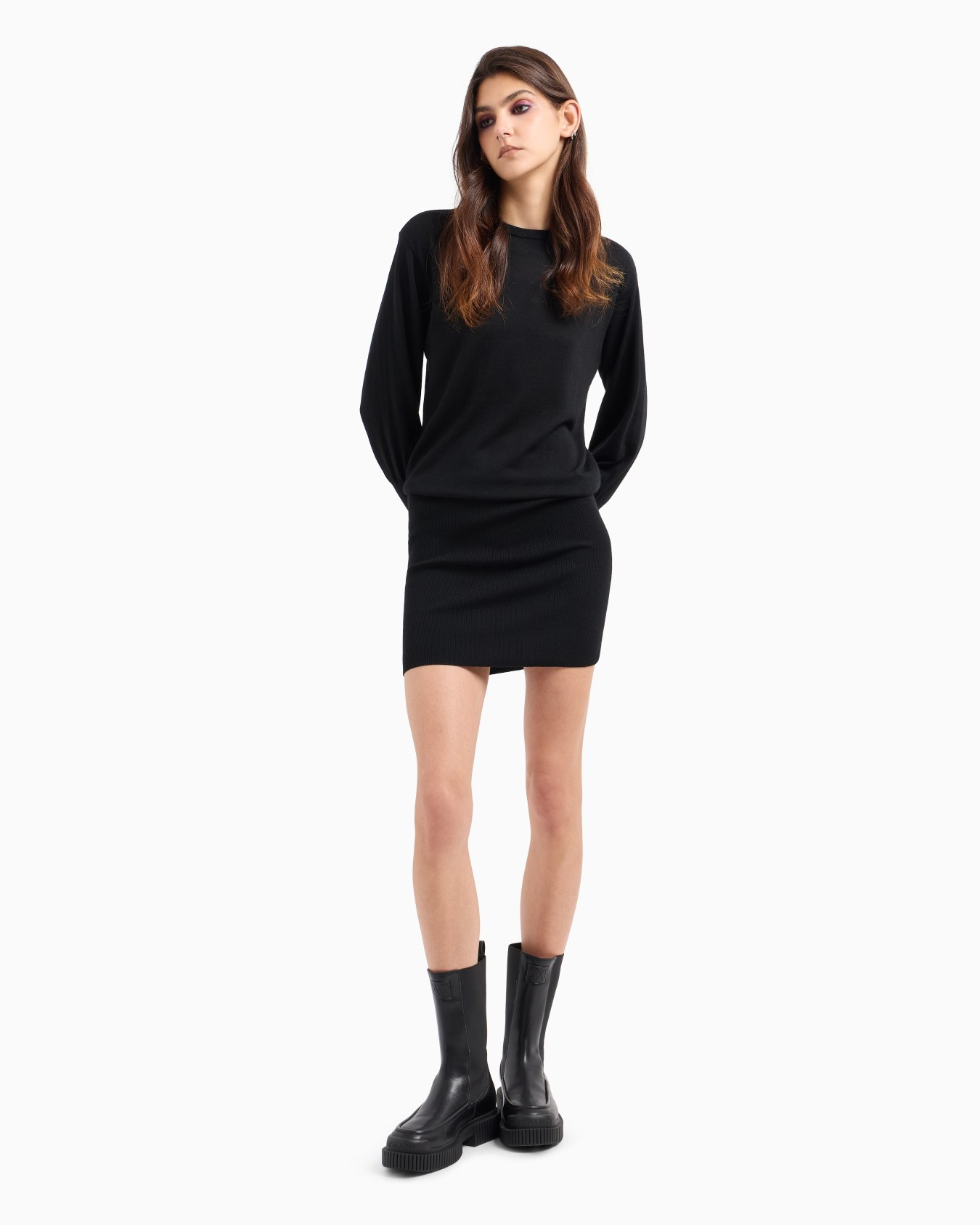  Short knitted dress with round embroidered logo Slide 1