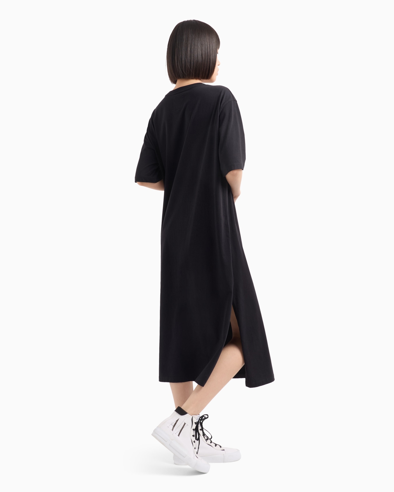 Vestido estilo camiseta con logo de strass de Icon Project Diapositiva 2