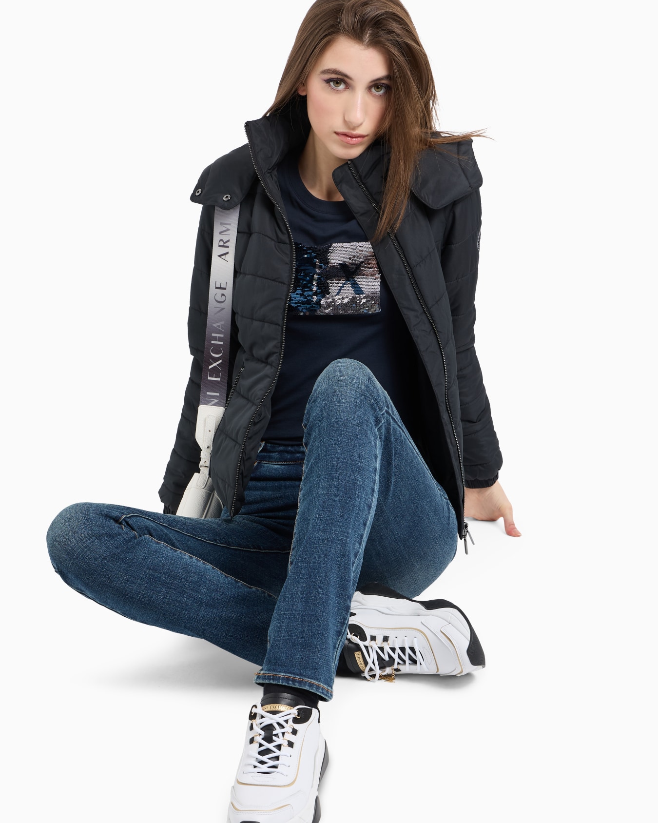 Padded and quilted jacket with hood Slide 3