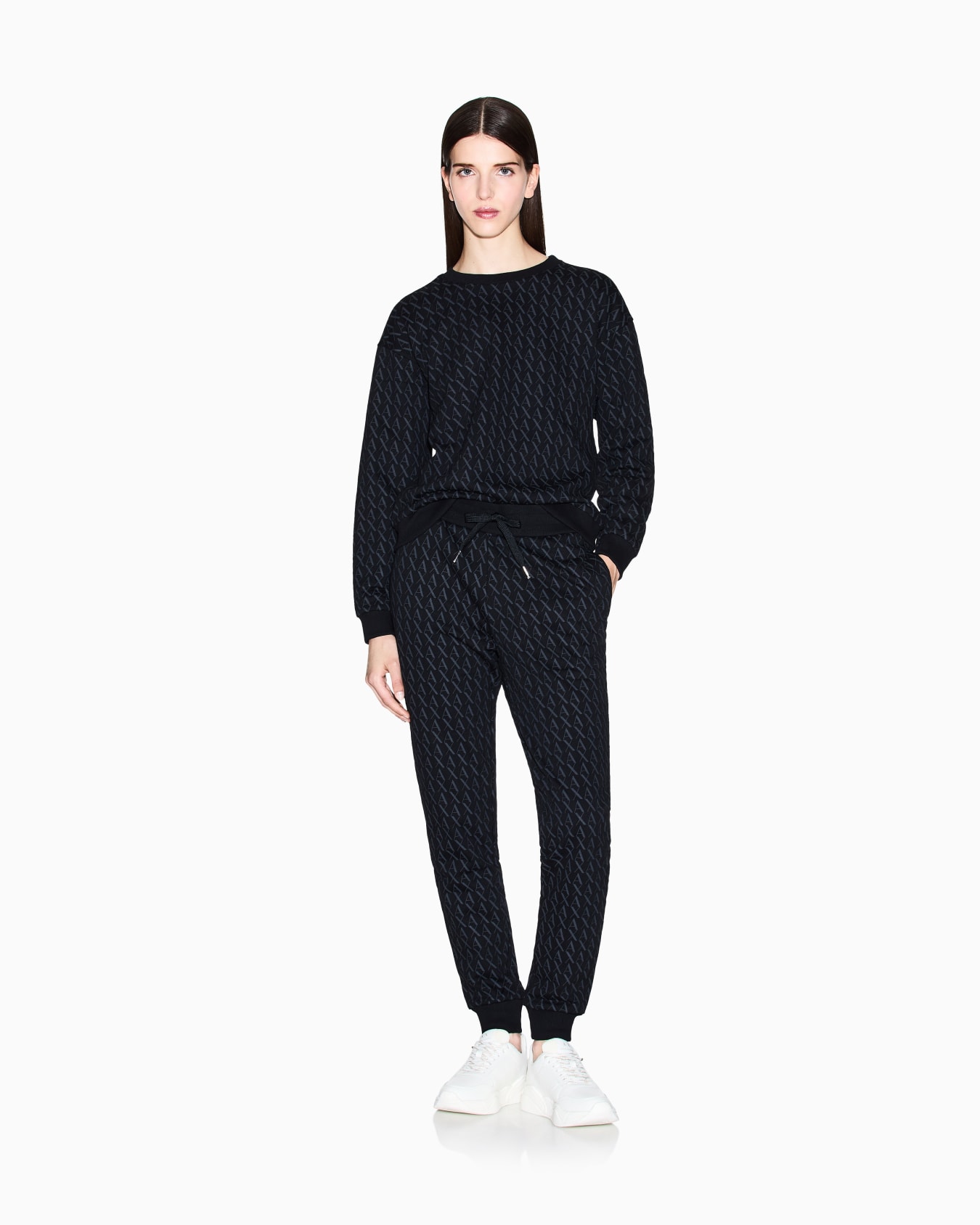 Trousers in flowing fabric Slide 1
