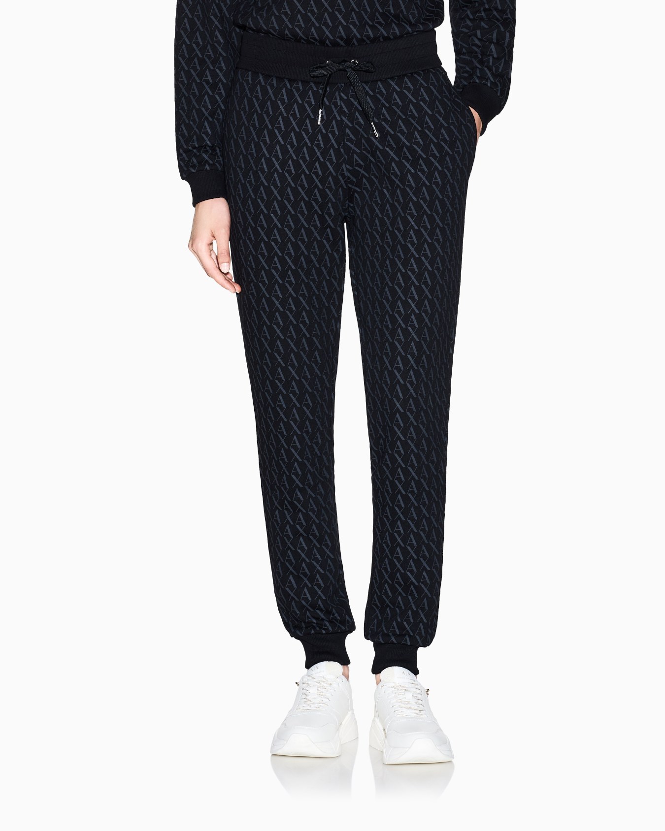 Trousers in flowing fabric Slide 3