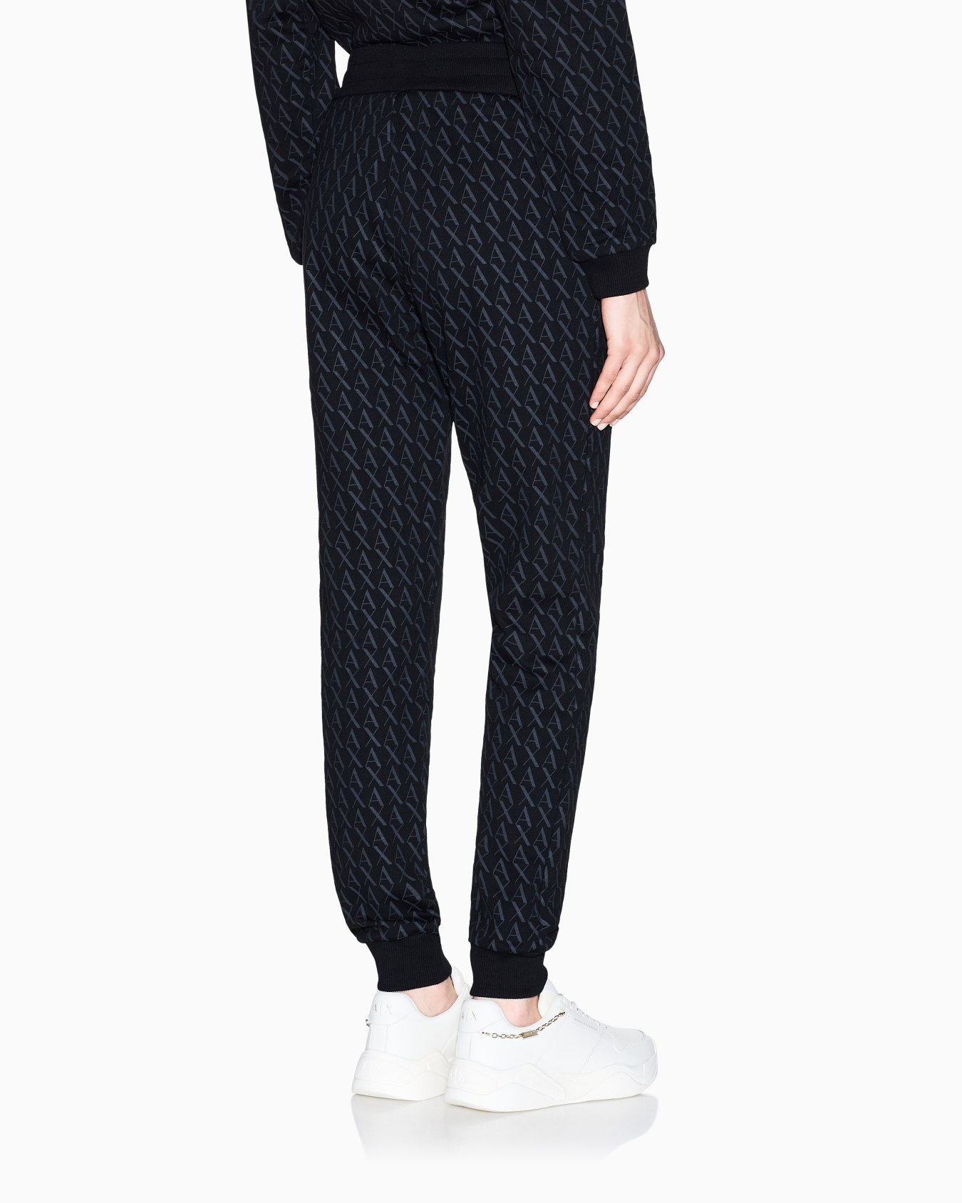 Trousers in flowing fabric Slide 2