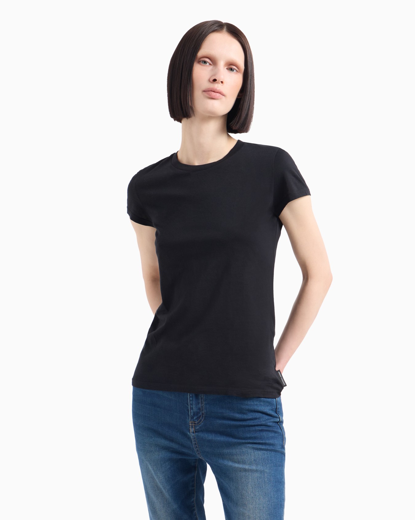 Camiseta slim fit en punto de algodón pima Diapositiva 3