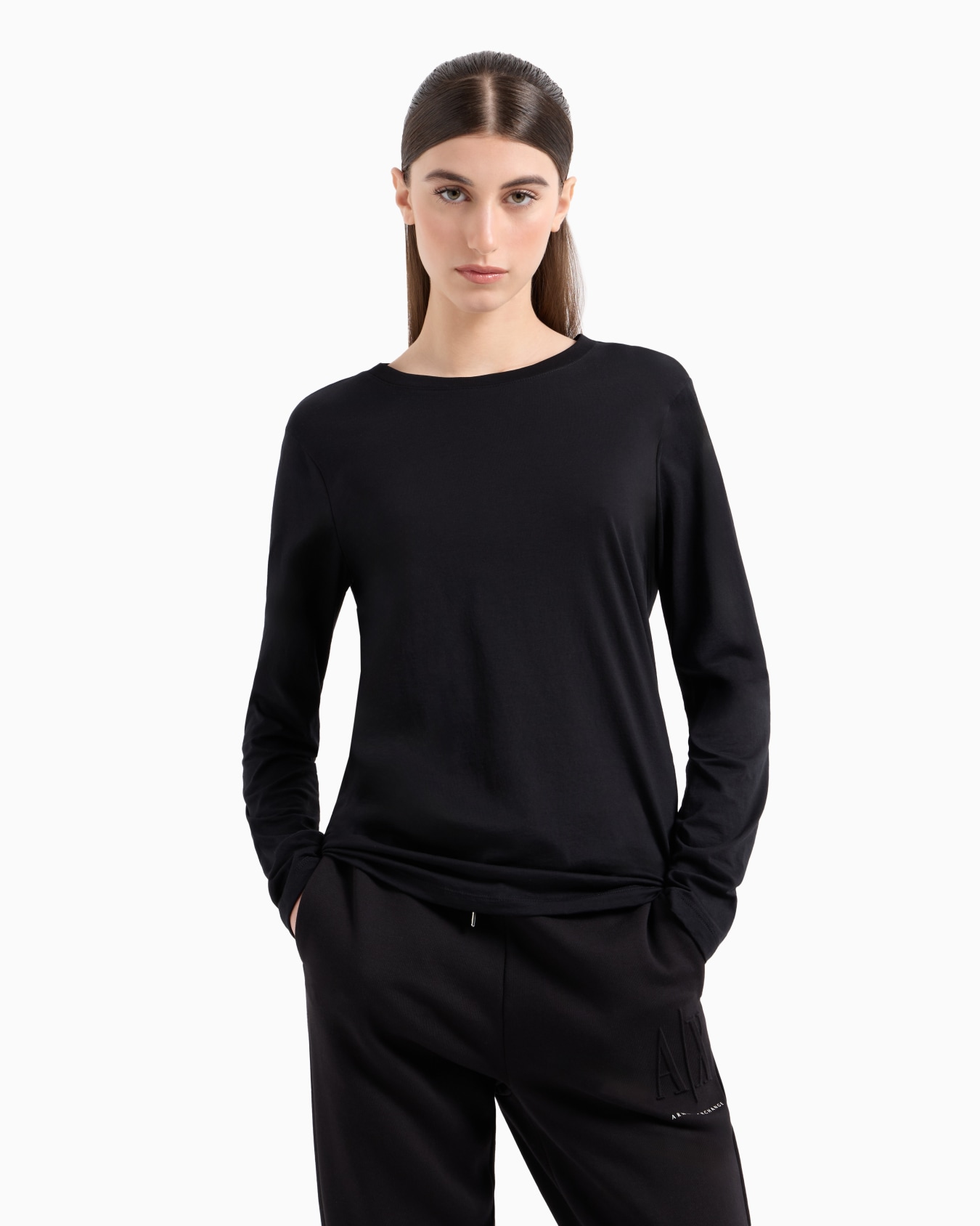 Basic-Langarm-T-Shirt mit normaler Passform aus Pima-Baumwolle Folie 1
