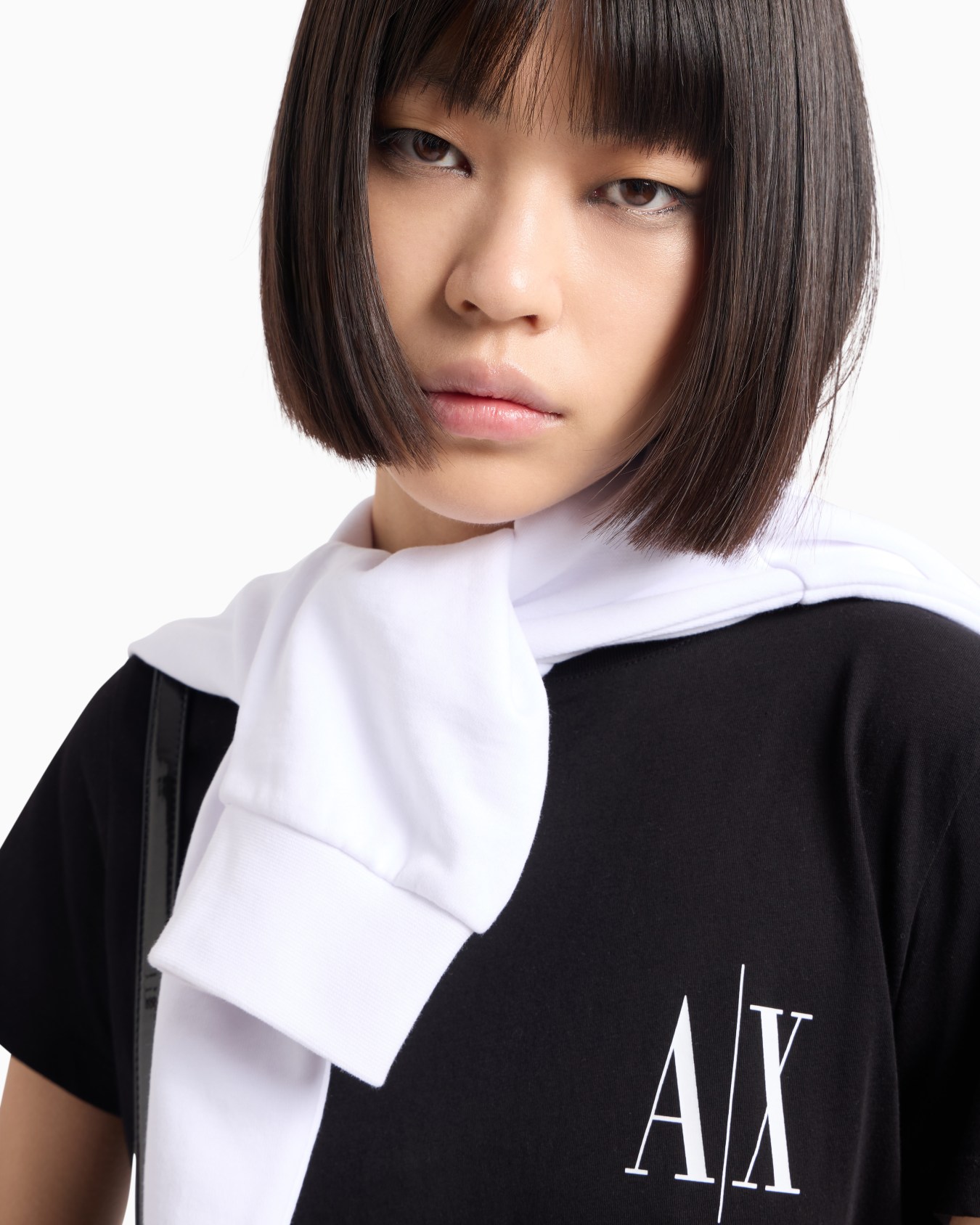 Icon Project slim fit T-shirt with small logo Slide 4