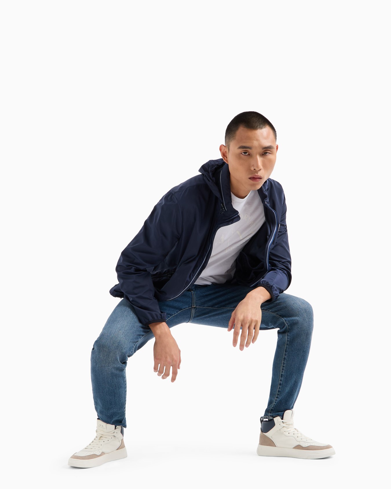 Jacket with contrasting nylon piping Slide 3