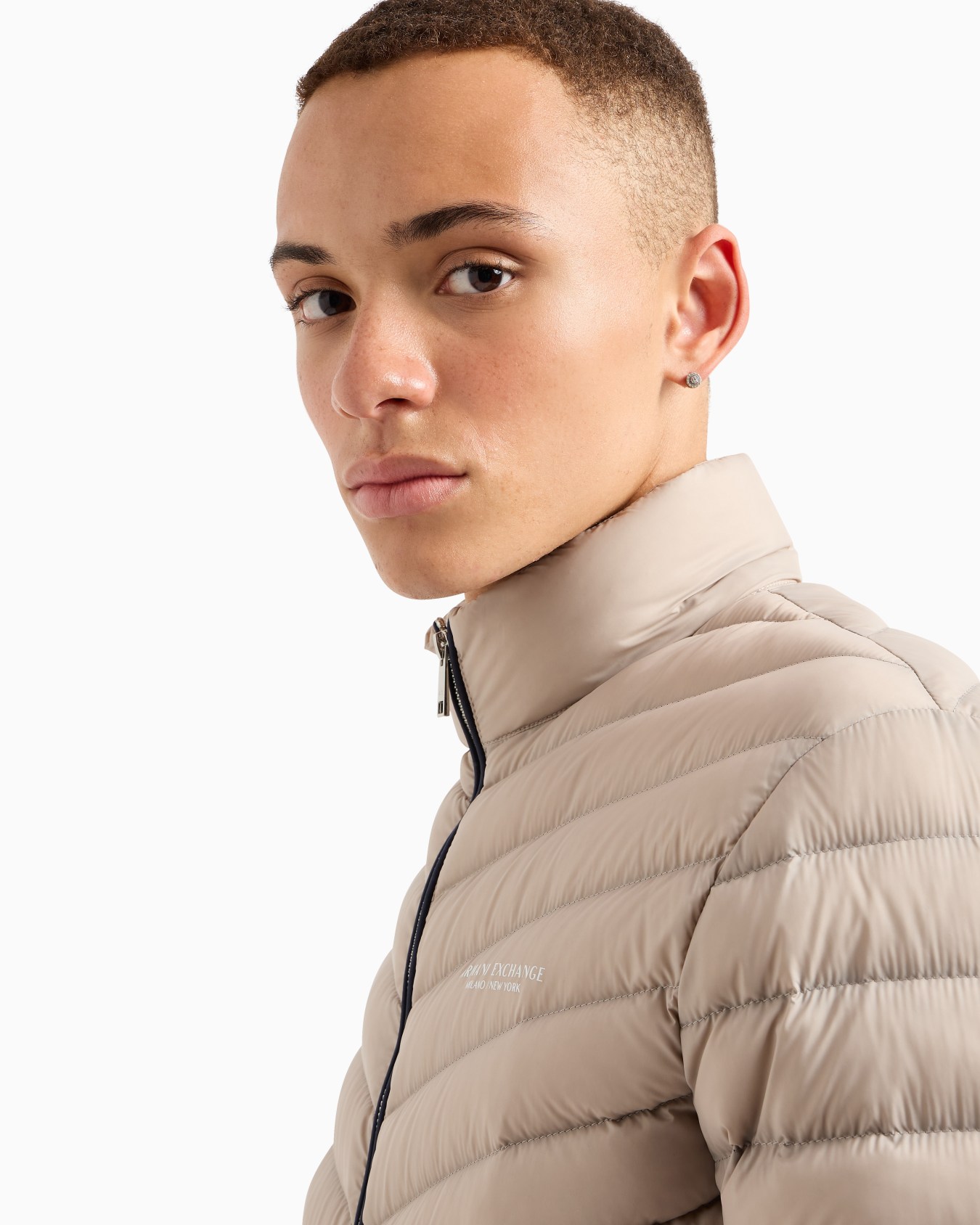 Double-faced padded jacket with zip Slide 4