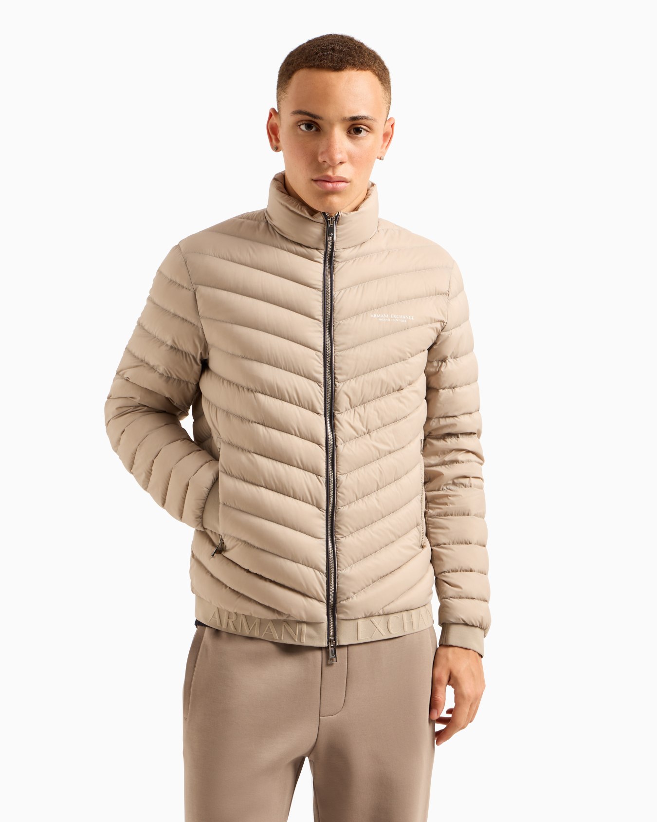 Double-faced padded jacket with zip Slide 1