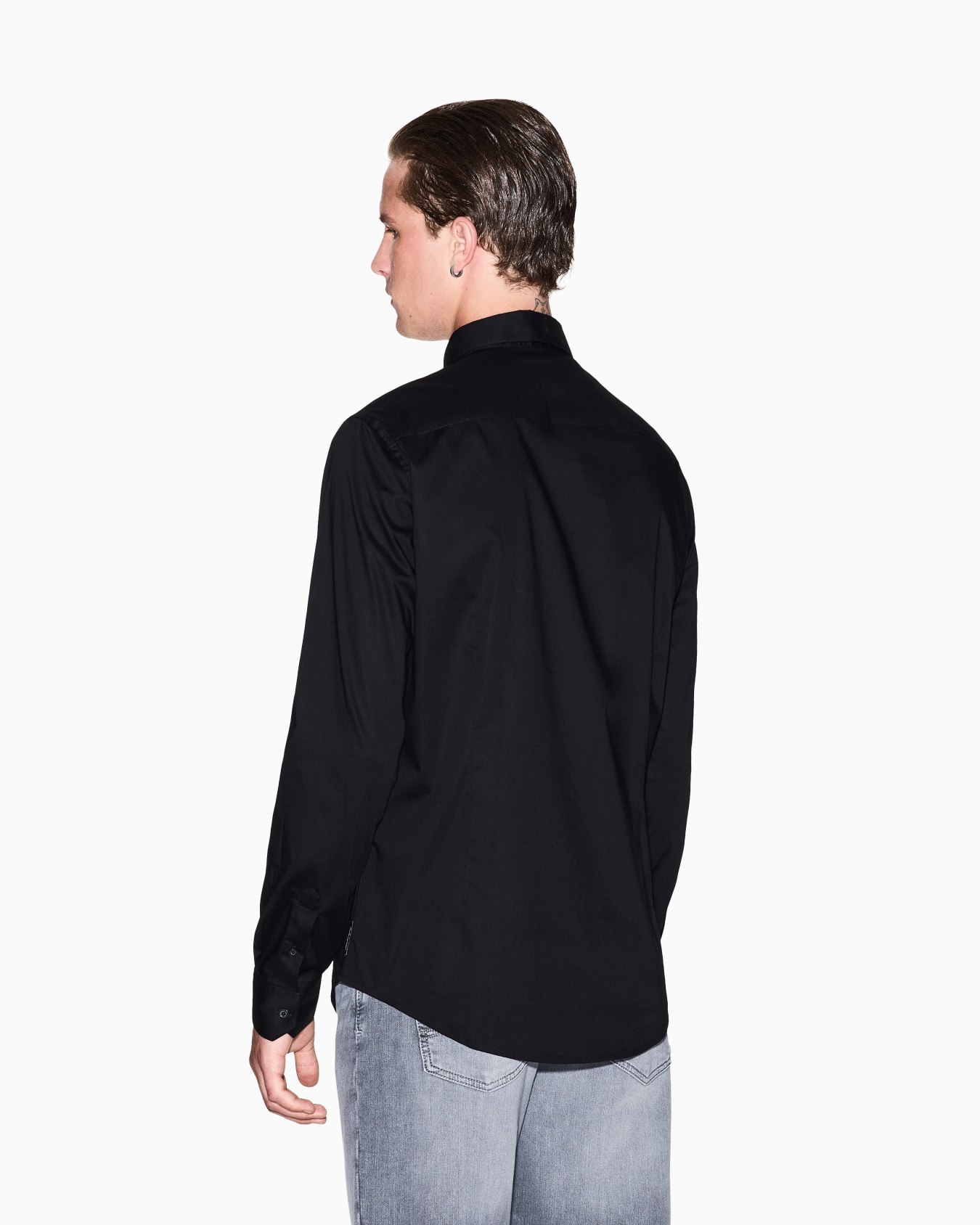 Slim-Fit-Hemd aus Stretch-Baumwollpopeline Folie 2