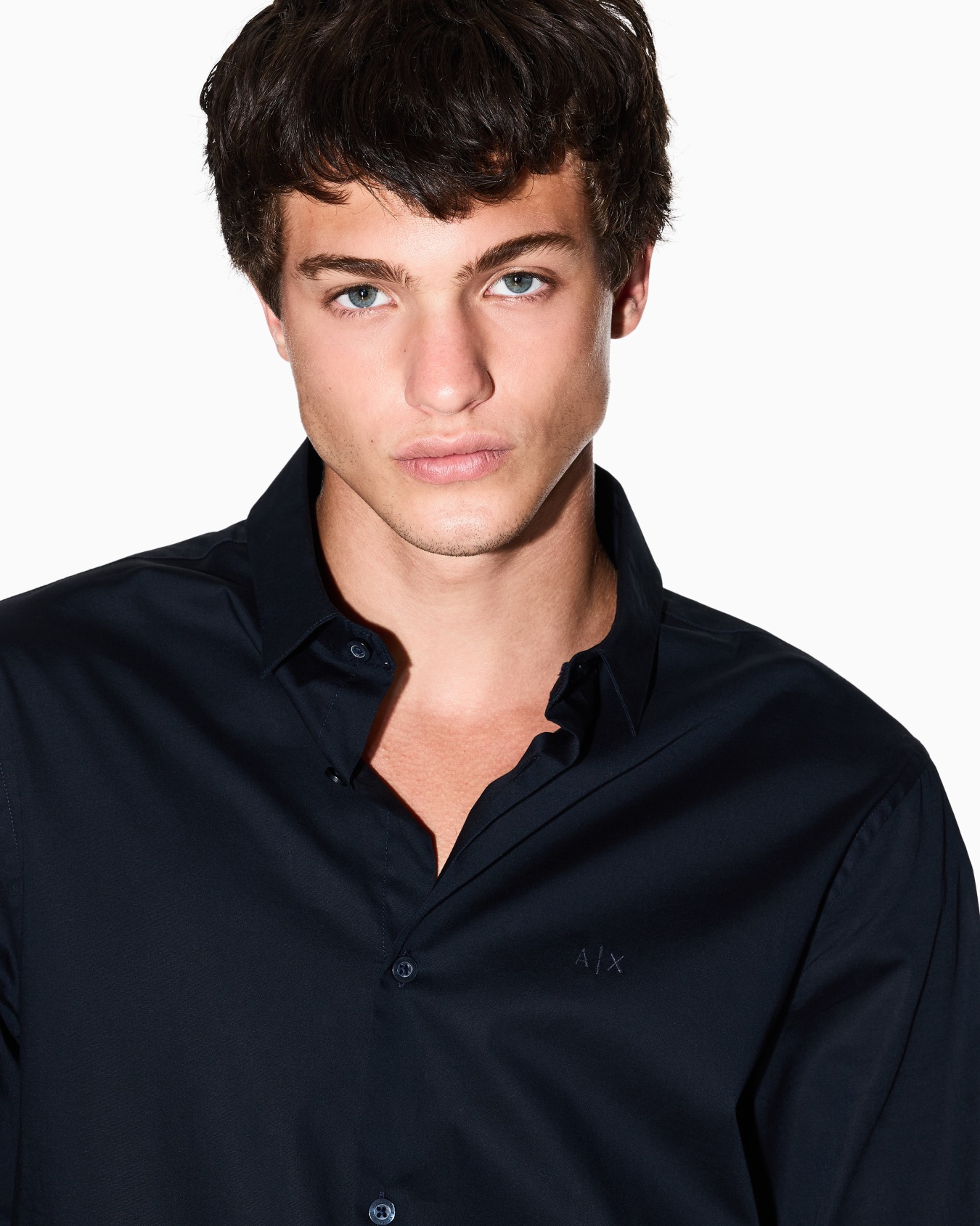Slim fit shirt in stretch cotton poplin Slide 4