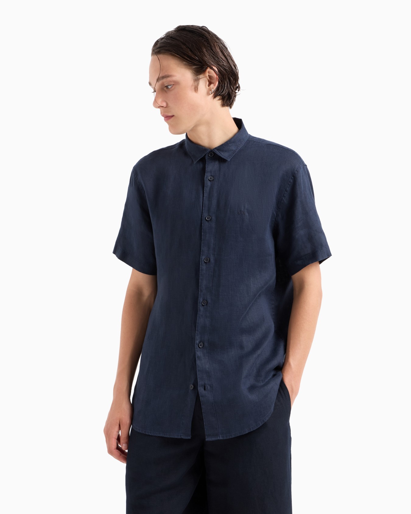 Camicia slim fit in tela a maniche corte Slide 3