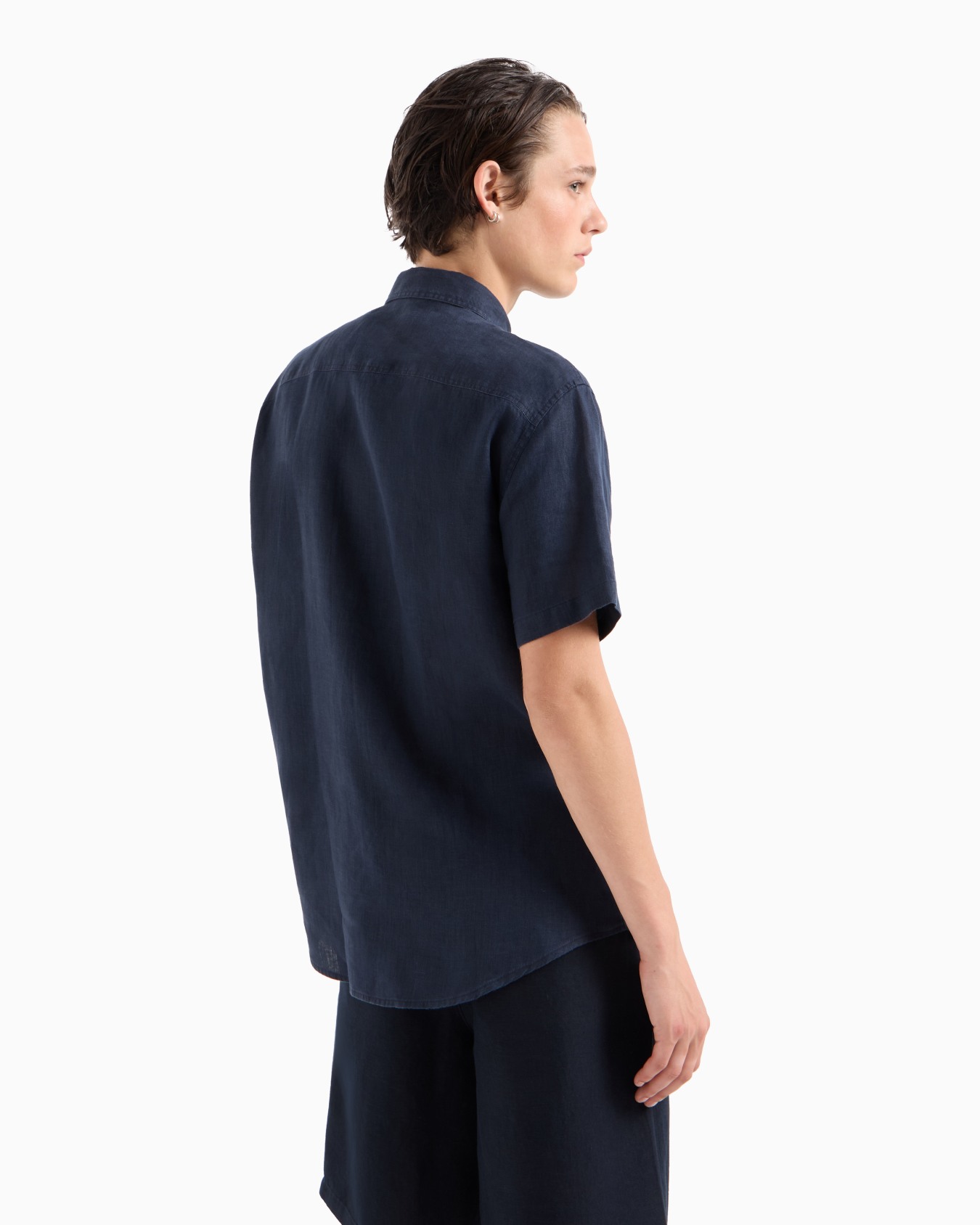 Camicia slim fit in tela a maniche corte Slide 2