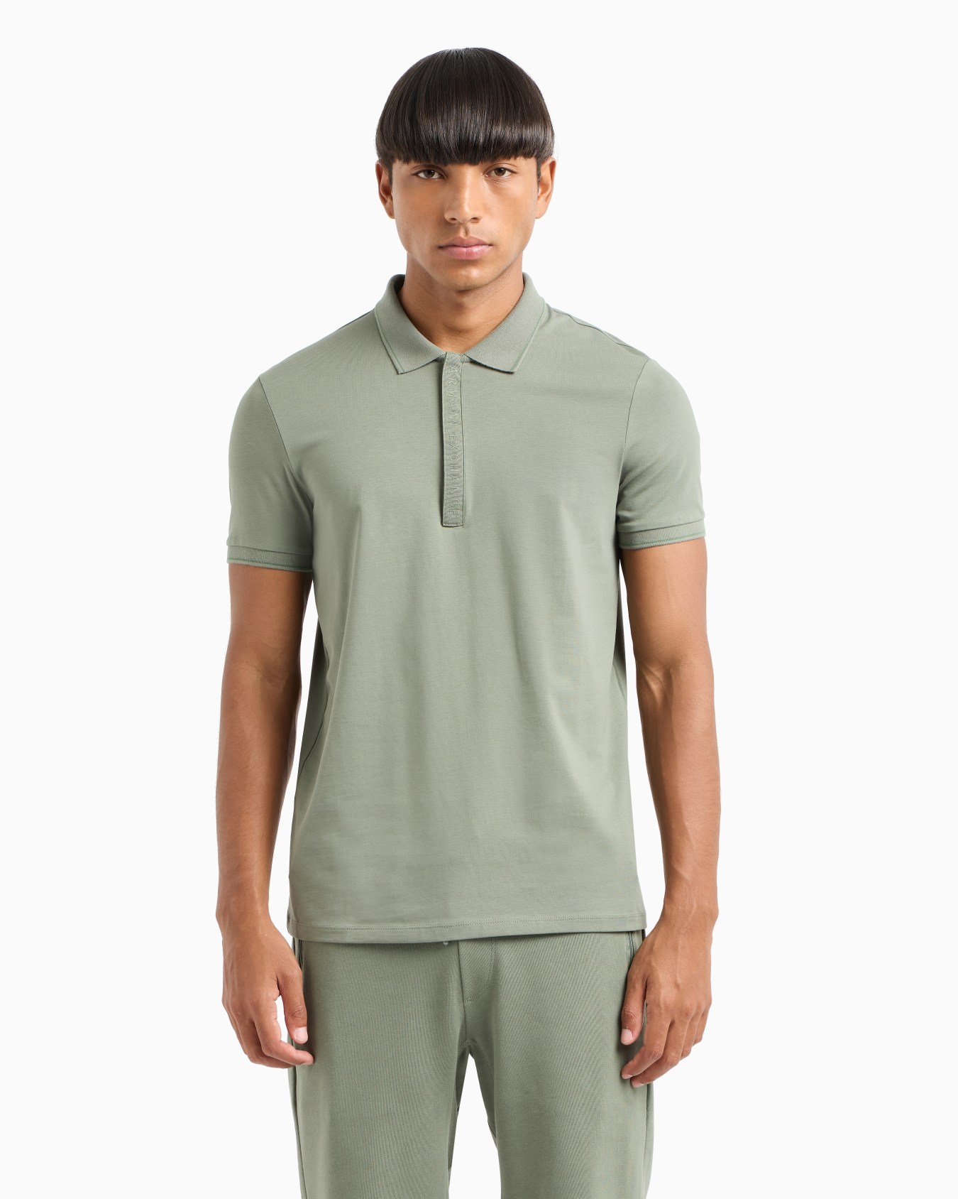 Polo avec logo contrasté Diapositive 1
