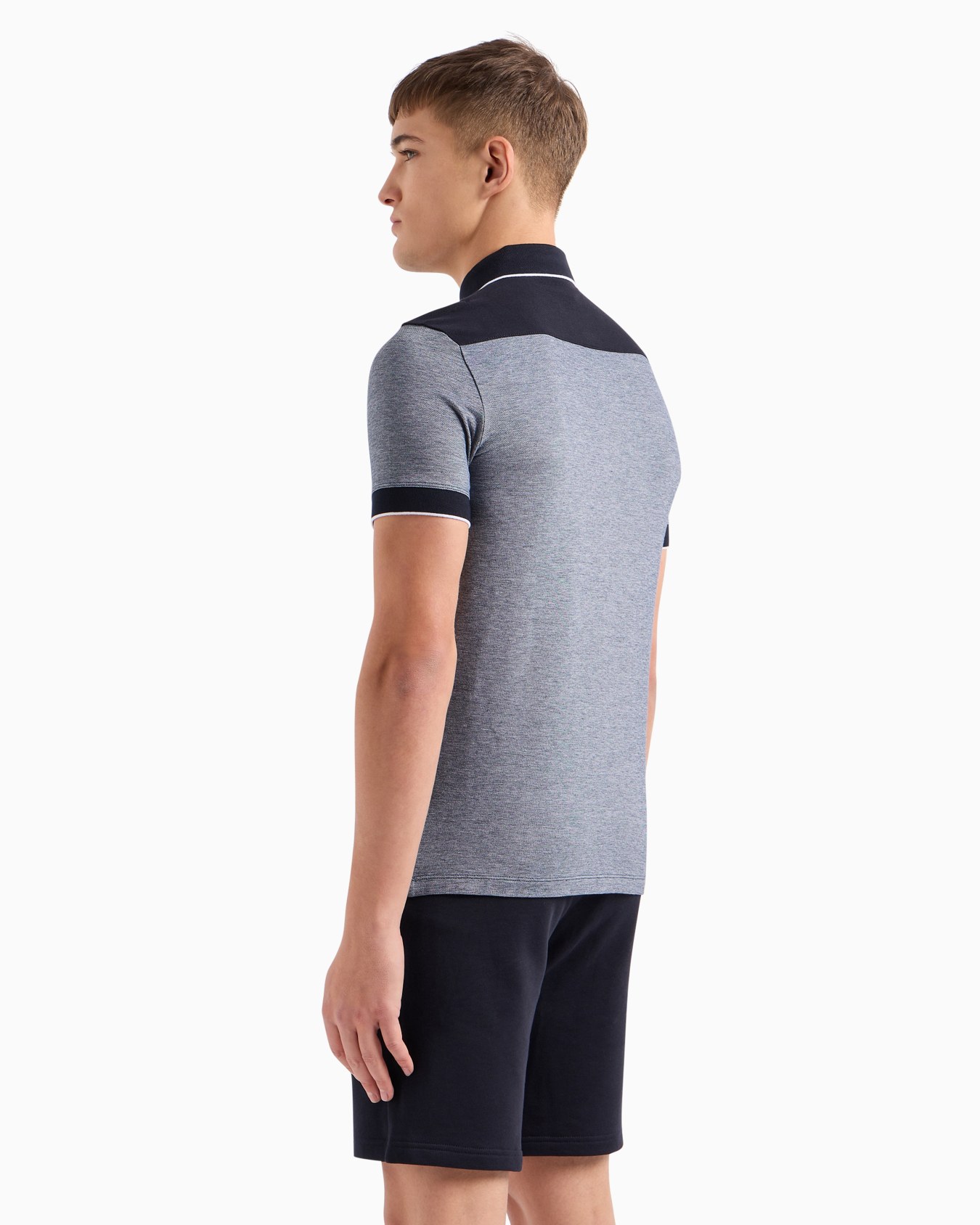 Cotton polo with contrasting details Slide 2