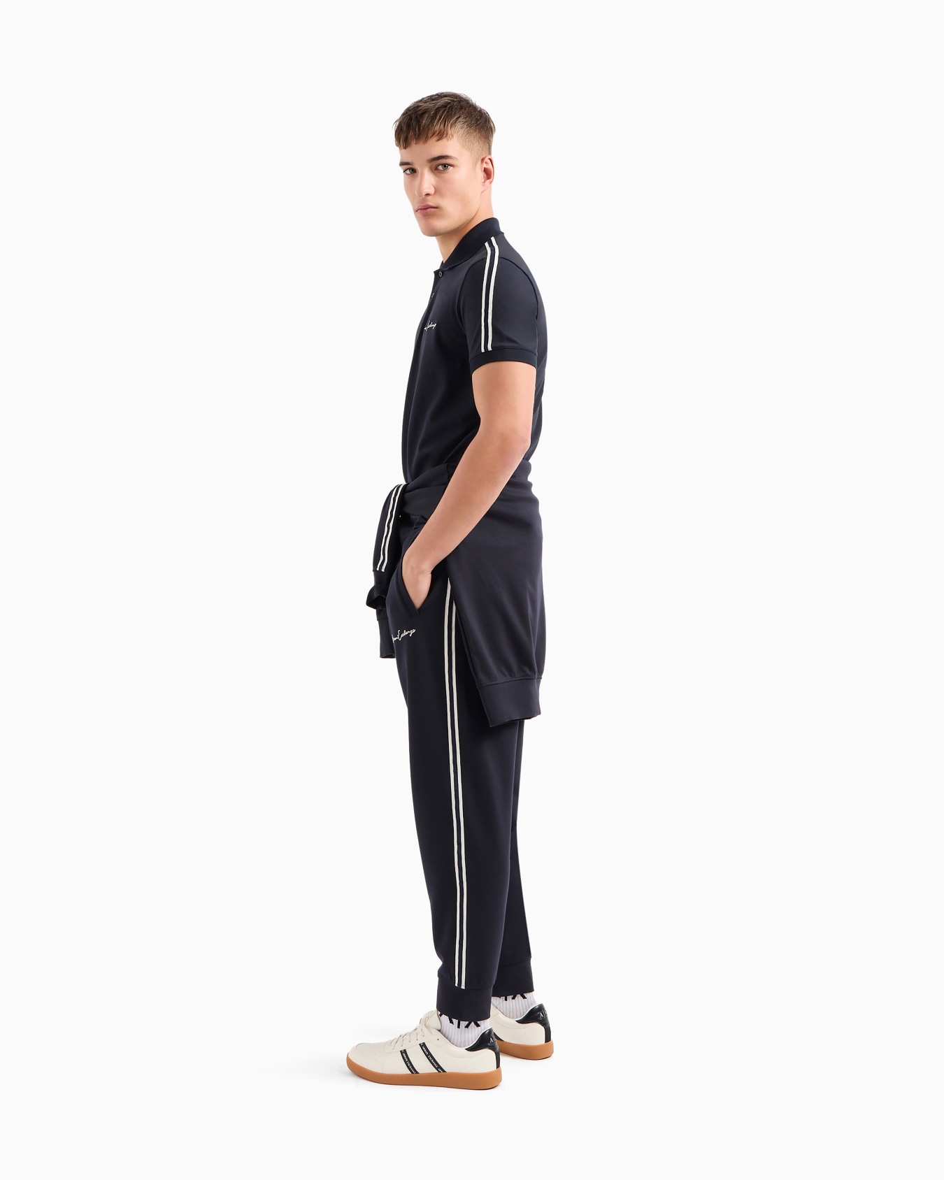 Regular fit polo shirt with Signature Logo Slide 1